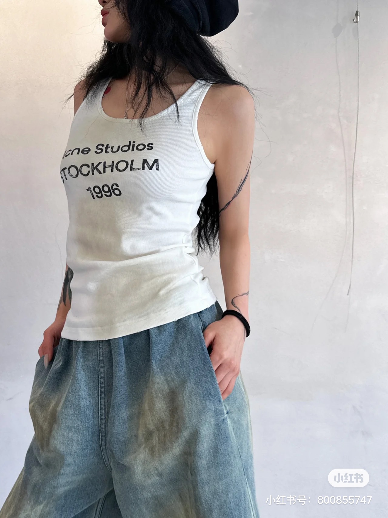 NO:308189,Model number D10864 Acne* new style, letter logo printed on the chest, slim and slim threaded cotton, small vest top, inside!  Black and white, (M size bust 74 high elasticity, 5-length, acne studios, alexander wang19860909款号D10864 Acne*新款 胸前字母logo印花修身显瘦螺纹棉内搭小背心上衣！黑色、白色,（M码胸围74高弹,衣长5,,acne studios,alexander wang,Women's clothing
