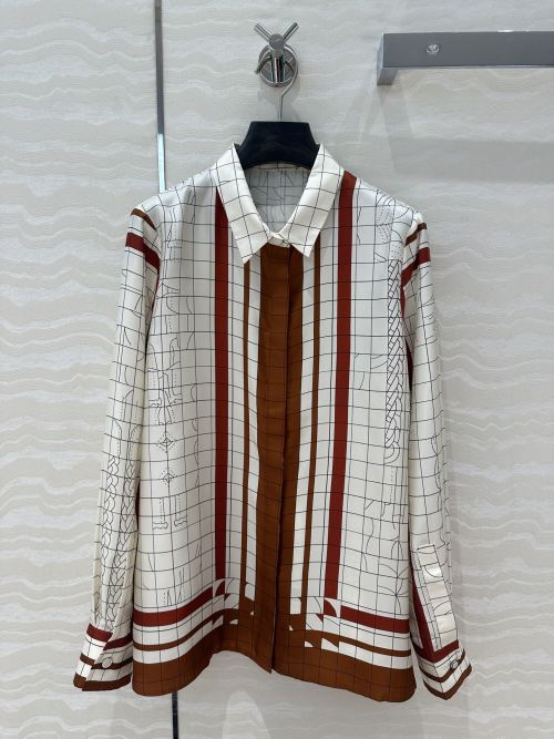 COACH Deja Vu Print Silk Shirt - Elegant Small Lapel, Slim Fit, Spring Style 1 COACH Deja Vu Print Silk Shirt - Elegant Small Lapel, Slim Fit, Spring Style