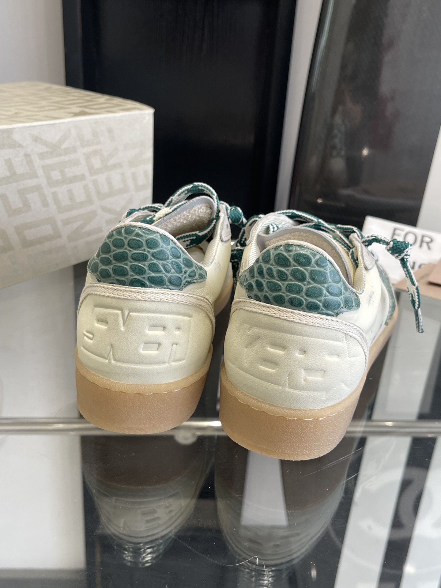 GGDB’s Top-level Recreational Shoes: Limited Edition, Custom-made, Sole-sourced, Real Packaging - 图片 9