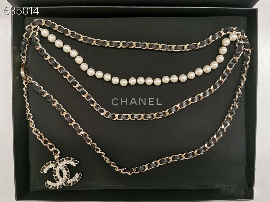 Chanel Chanel 小羊皮珍珠腰链，杨幂同款
