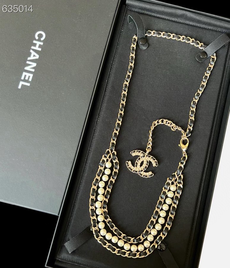 Chanel Chanel 小羊皮珍珠腰链，杨幂同款