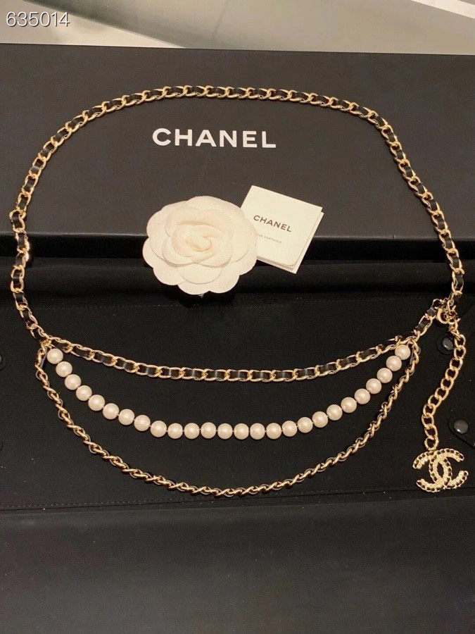 Chanel Chanel 小羊皮珍珠腰链，杨幂同款