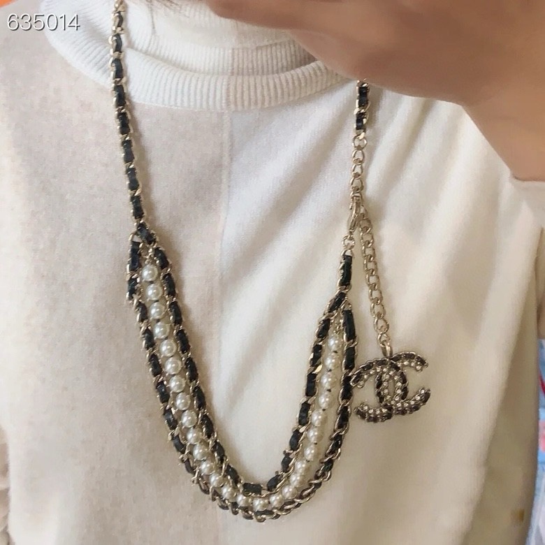 Chanel Chanel 小羊皮珍珠腰链，杨幂同款
