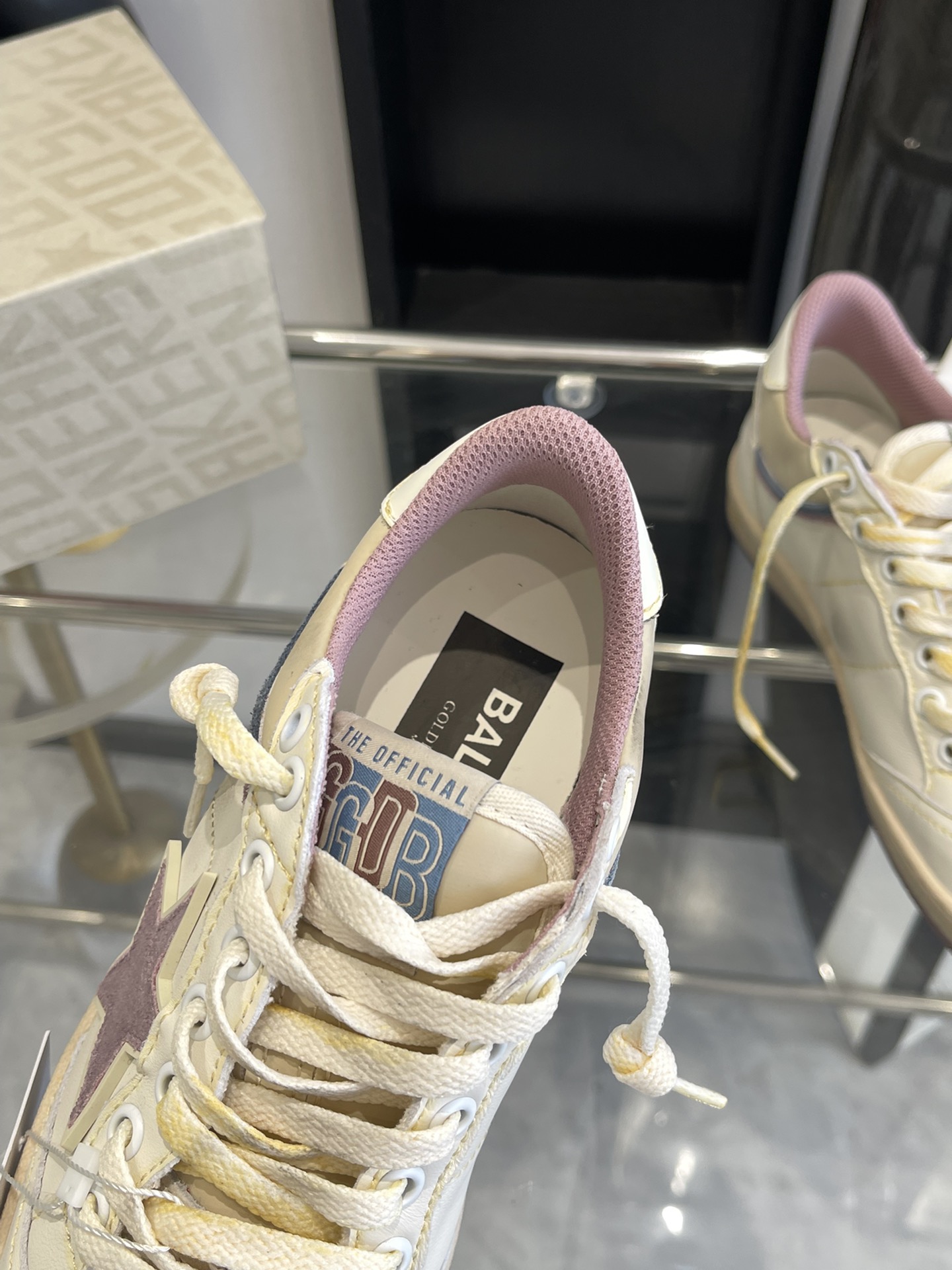 Top-level Edition GGDB Recreational Shoes with Customized Materials and Packaging - 图片 3