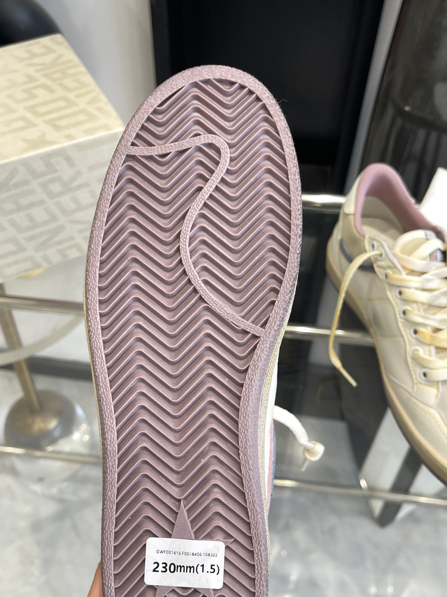 Top-level Edition GGDB Recreational Shoes with Customized Materials and Packaging - 图片 4