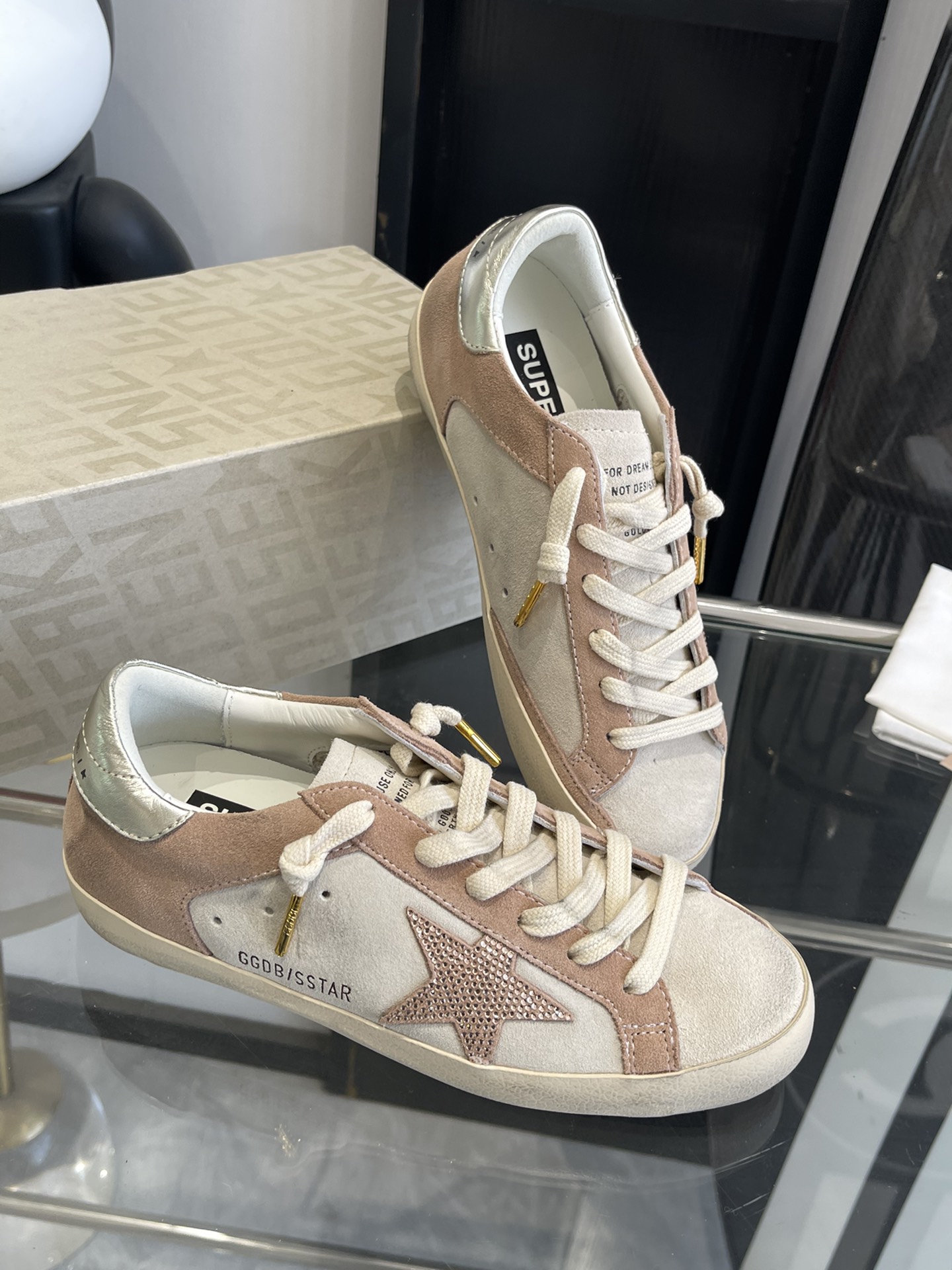 Top-Level GGDB Recreational Shoes: Custom-Made with Premium Materials and Packaging - 图片 6