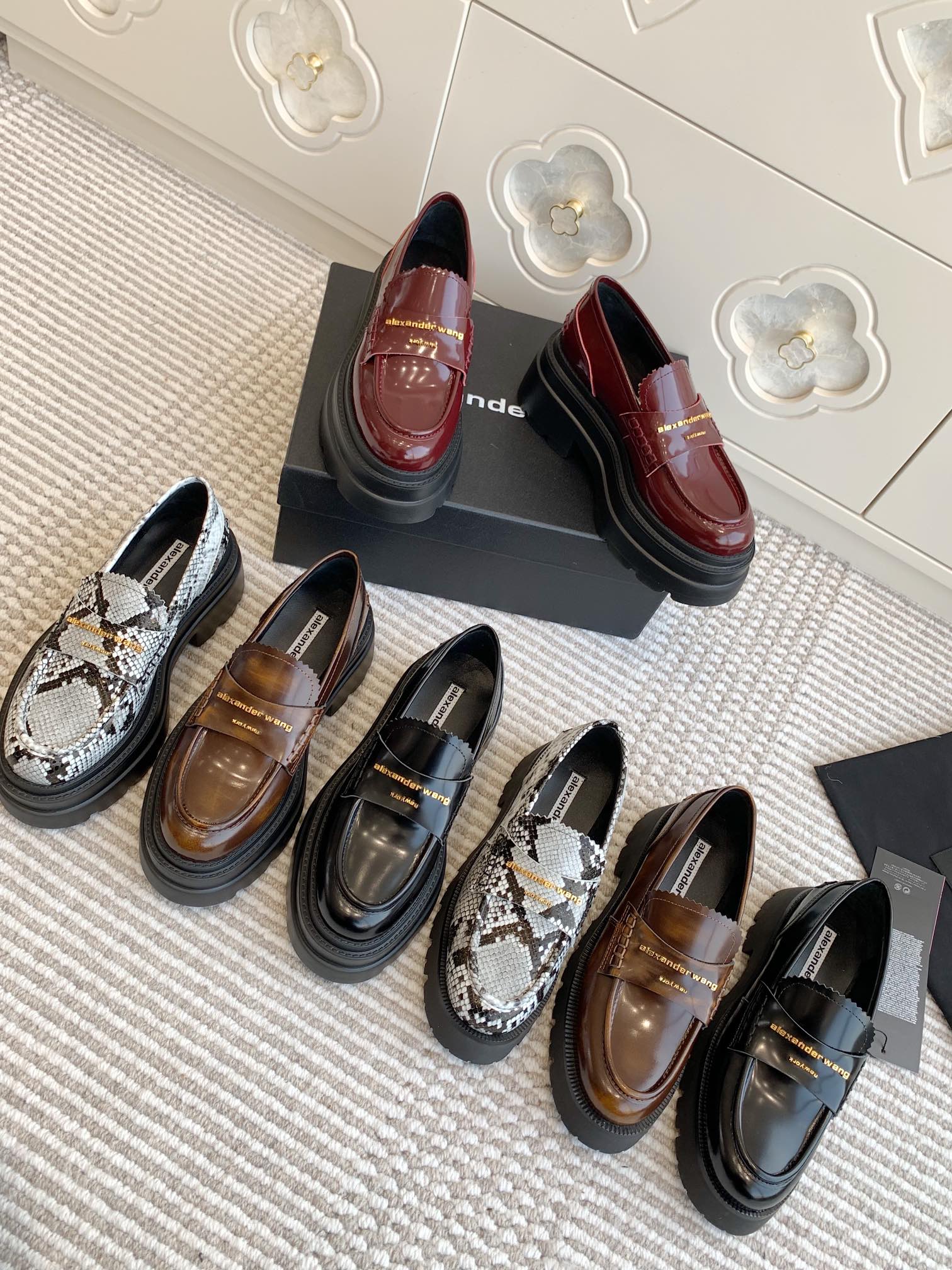 NO:543327,————alexander wang·King thick-soled loafers 35-41,loafers,alexander wang,loafers19860909————alexander wang·大王厚底乐福鞋 35-41,乐福鞋,alexander wang,loafers,Women's Shoes