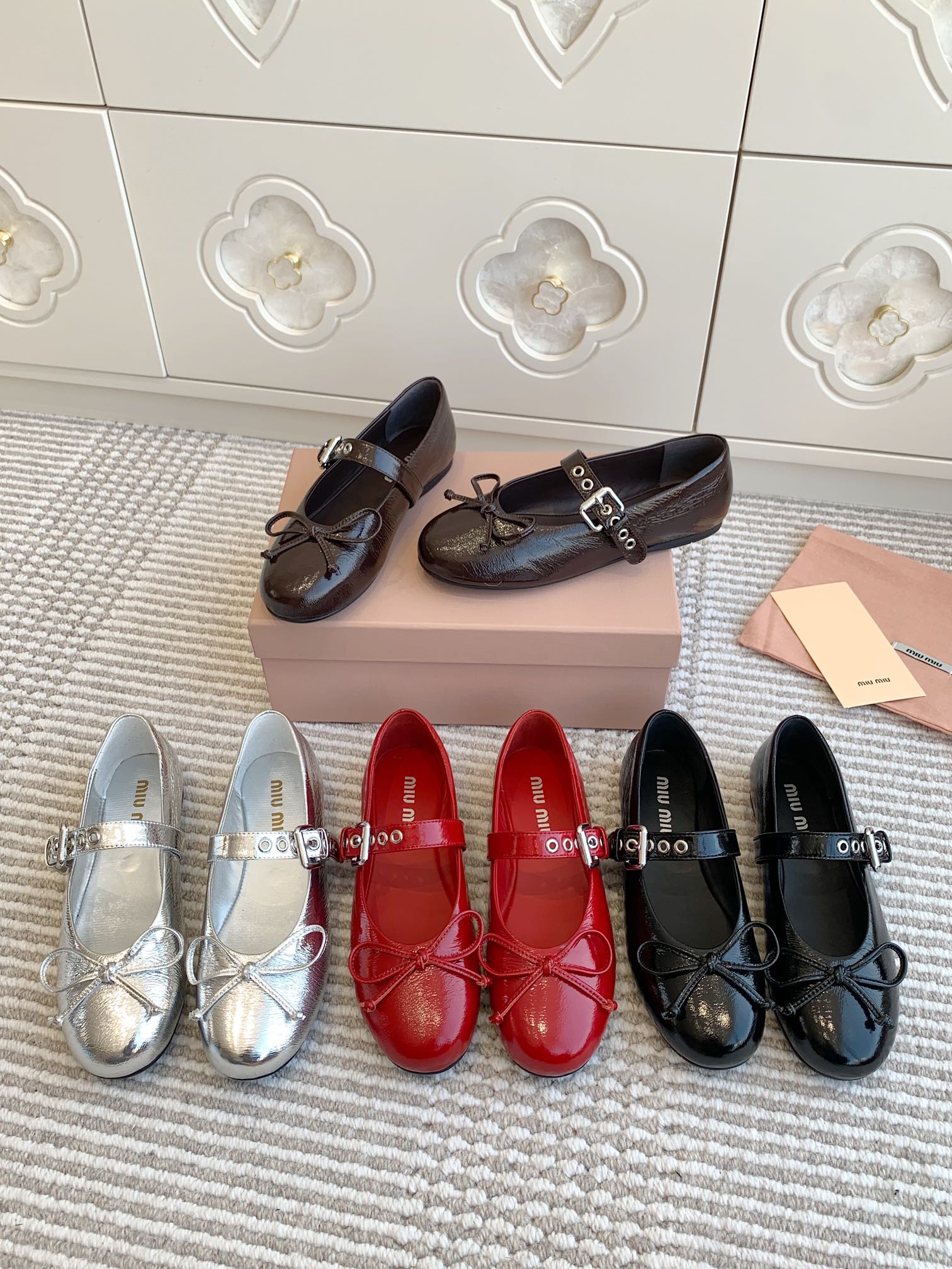 NO:164710,————Miumiu Mary Jane ballet shoes 35-41, ballet shoes, miumiu, mary jane19860909————miumiu·玛丽珍芭蕾舞鞋 35-41,芭蕾舞鞋,miumiu,mary jane,Women's Shoes