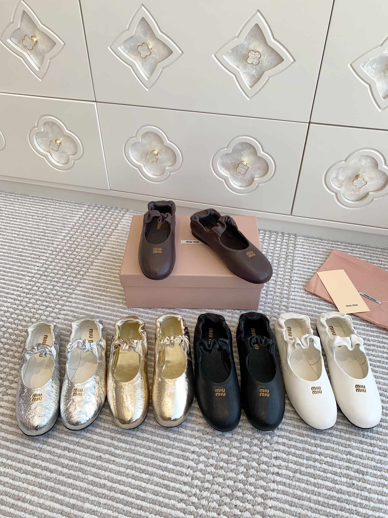 NO:164715,————Miumiu·Sheepskin ballet shoes·35-41,Ballet shoes,miumiu,sheepskin19860909————miumiu·羊皮芭蕾舞鞋·35-41,芭蕾舞鞋,miumiu,sheepskin,Women's Shoes