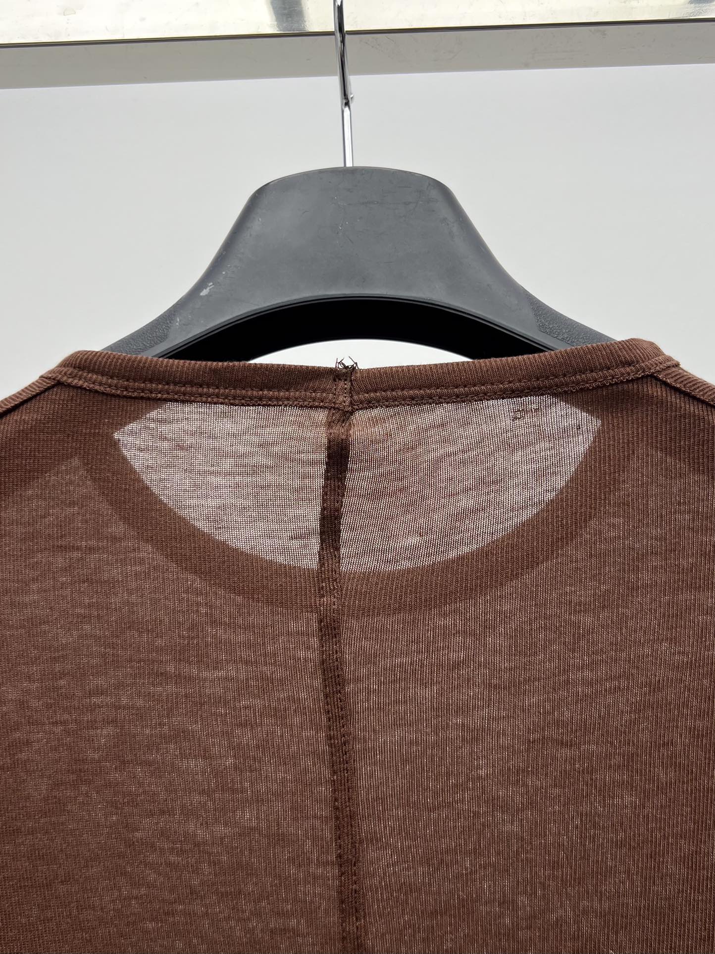 Title: High-Quality Single-and-Beahvior Female Suit Twirl T-Shirts Review Summary: Light, flexible fabric with classic details. Advanced visibility. Suitable for single-and-beh - 图片 7