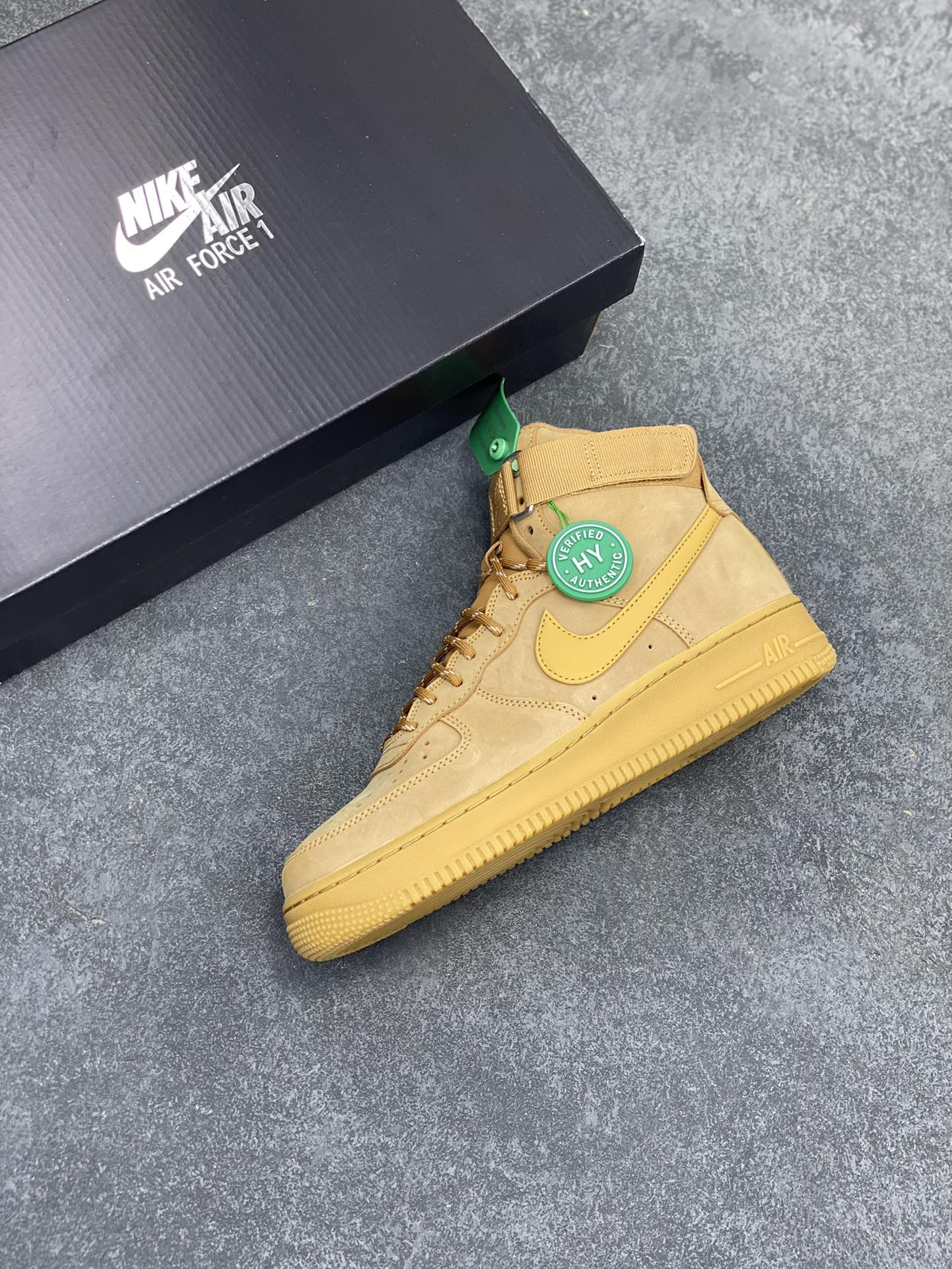 图片[7]-HY版本💯 Nike Air Force 1\’07 空军一号休闲运动板鞋 高帮小麦 原楦头原纸板 打造纯正空军版型#专注外贸渠道 全掌内置蜂窝气垫 #原盒配件 原厂中底钢印、拉帮完美 货号：DJ9178-200 尺码：35.5 36 36.5 37.5 38 38.5 39 40 40.5 41 42 42.5 43 44 44.5 45 46 47-选品中心