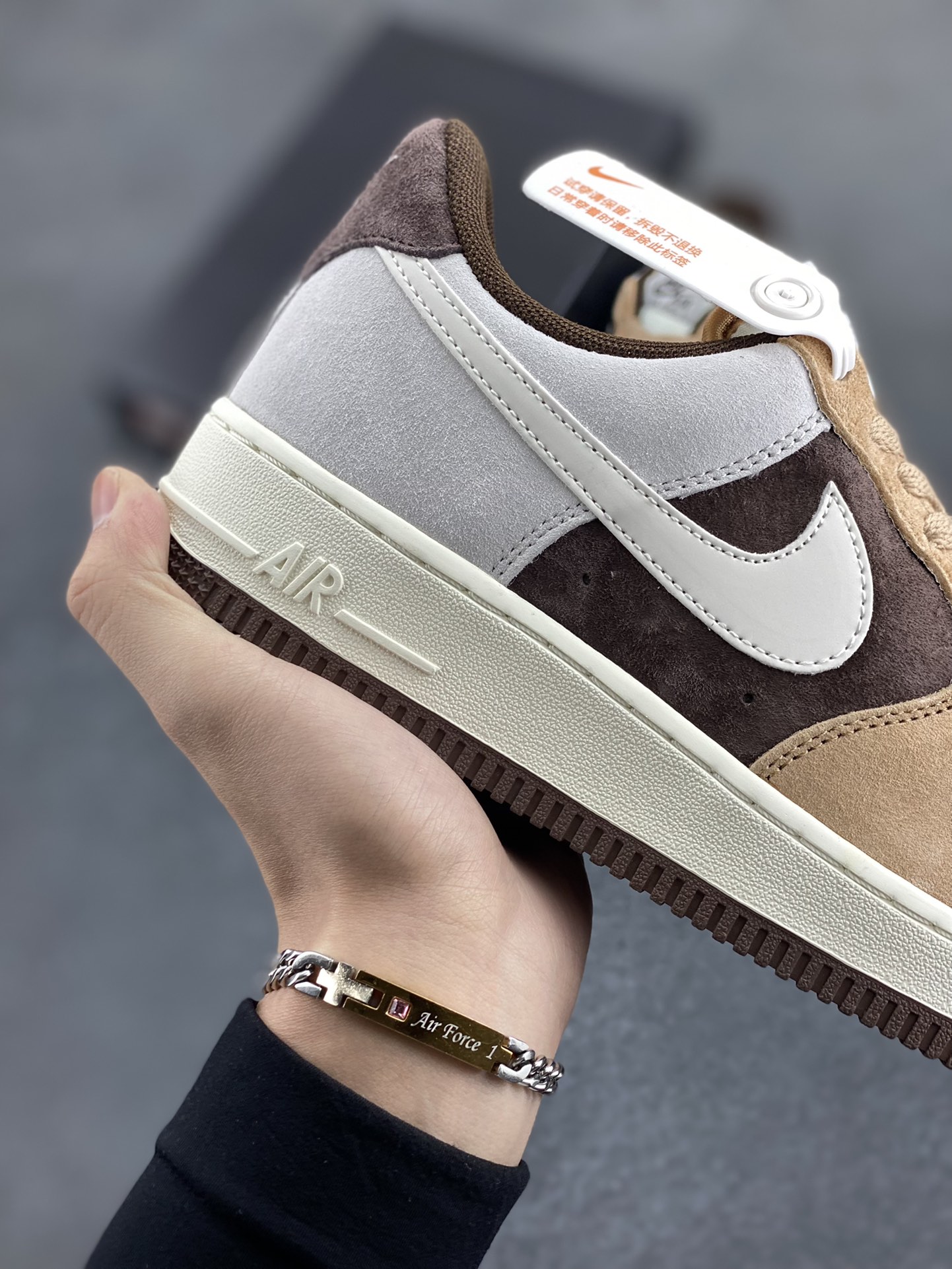 图片[6]-Nike Air Force 1 Low ’07 麂皮 咖啡豆配色 空军一号低帮休闲板鞋 原厂麂皮 原楦原纸板 纯正版型 正品NFC感应芯片 高清洁度 内置全掌气垫 货号：BL3099-233 尺码：36 36.5 37.5 38 38.5 39 40 40.5 41 42 42.5 43 44 44.5 45-选品中心