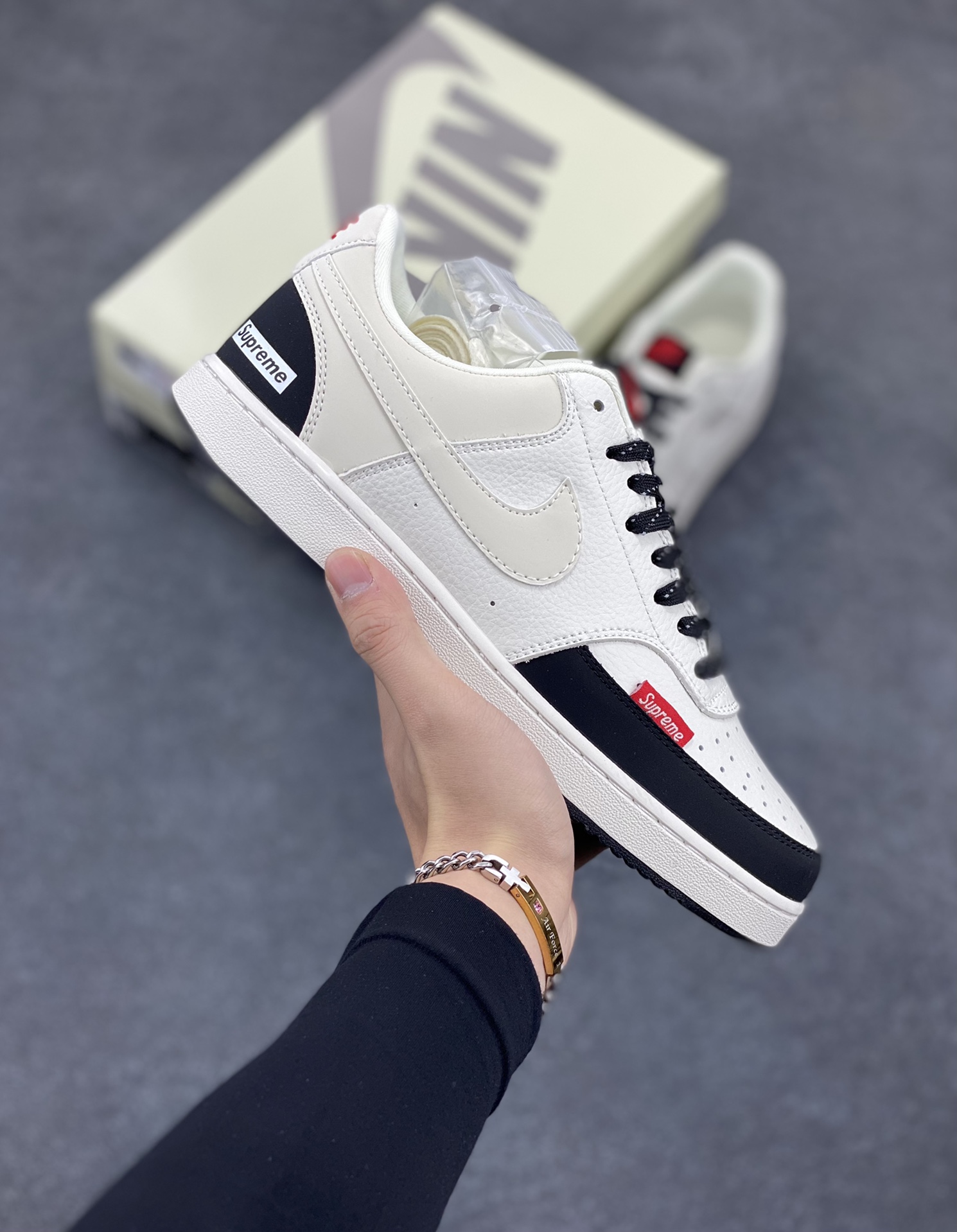 海外爆款 ZP订单 NIKE EBERNON Low prm 小空军低帮百搭透气休闲运动板鞋 独家头层版本 原数据独家私模大底 纯正版型 清洁度完美 货号:FD5188-127 尺码:36 36.5 37.5 38 38.5 39 40 40.5 41 42 42.5 43 44 44.5 45-选品中心