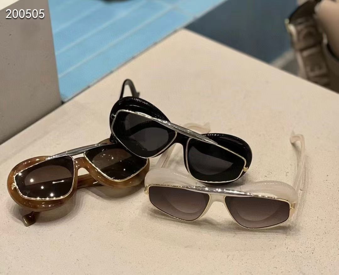  ‼️ 模特图【 LOEWE 】MODEL：LW40120I🌟🌟🌟SIZE：59口13-140🌟🌟🌟