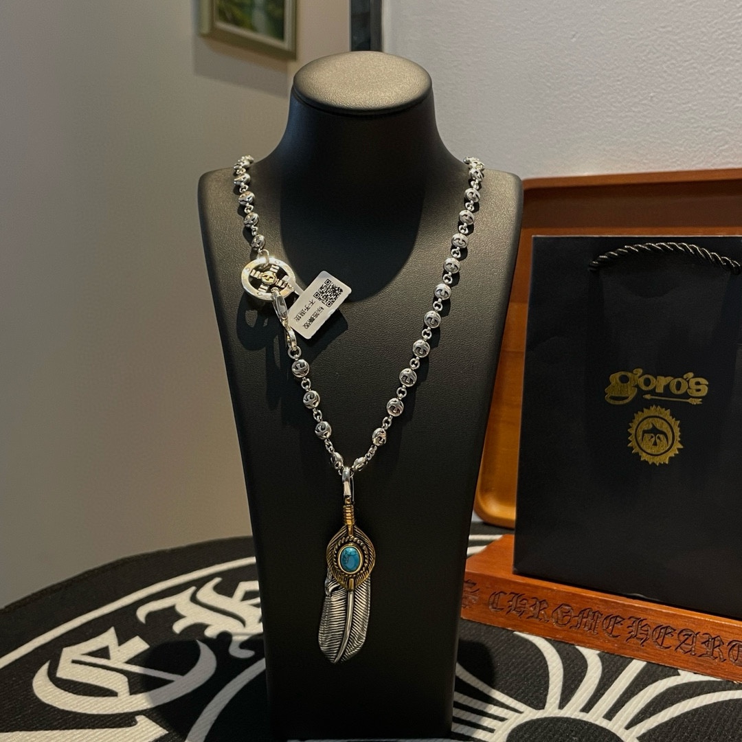 NO:110005,[New Products are on the Shelves] Goro’s Takahashi Retro Feather Pendant Classic Takahashi Necklace Top Version Definitely Exclusive Shot Mainly Focus on the High-end Market and Absolutely Different from the Ordinary Version!  The details of the picture product are consistent with ZP!  Original production process, precision quality, purely handmade, authentic model opening, fashion essentials, both men and women can wear, same couple style, rock punk silver style, retro elements, trendy and versatile, same style on the official website, fine jewelry, necklace19860909【新品上架】Goro’s高桥吾郎 复古羽毛吊坠 经典高桥项链 顶级版本 认准独家拍摄 主攻高端市场 绝对区别普通版本！图片产品细节与ZP一致！原版制作工艺 精工品质 纯手工打造 ～正品开模潮流时尚必备 男女均可佩戴 情侣款同款 摇滚朋克泰银风格 复古元素 潮流百搭 官网同款,饰品精品,necklace,Jewelry