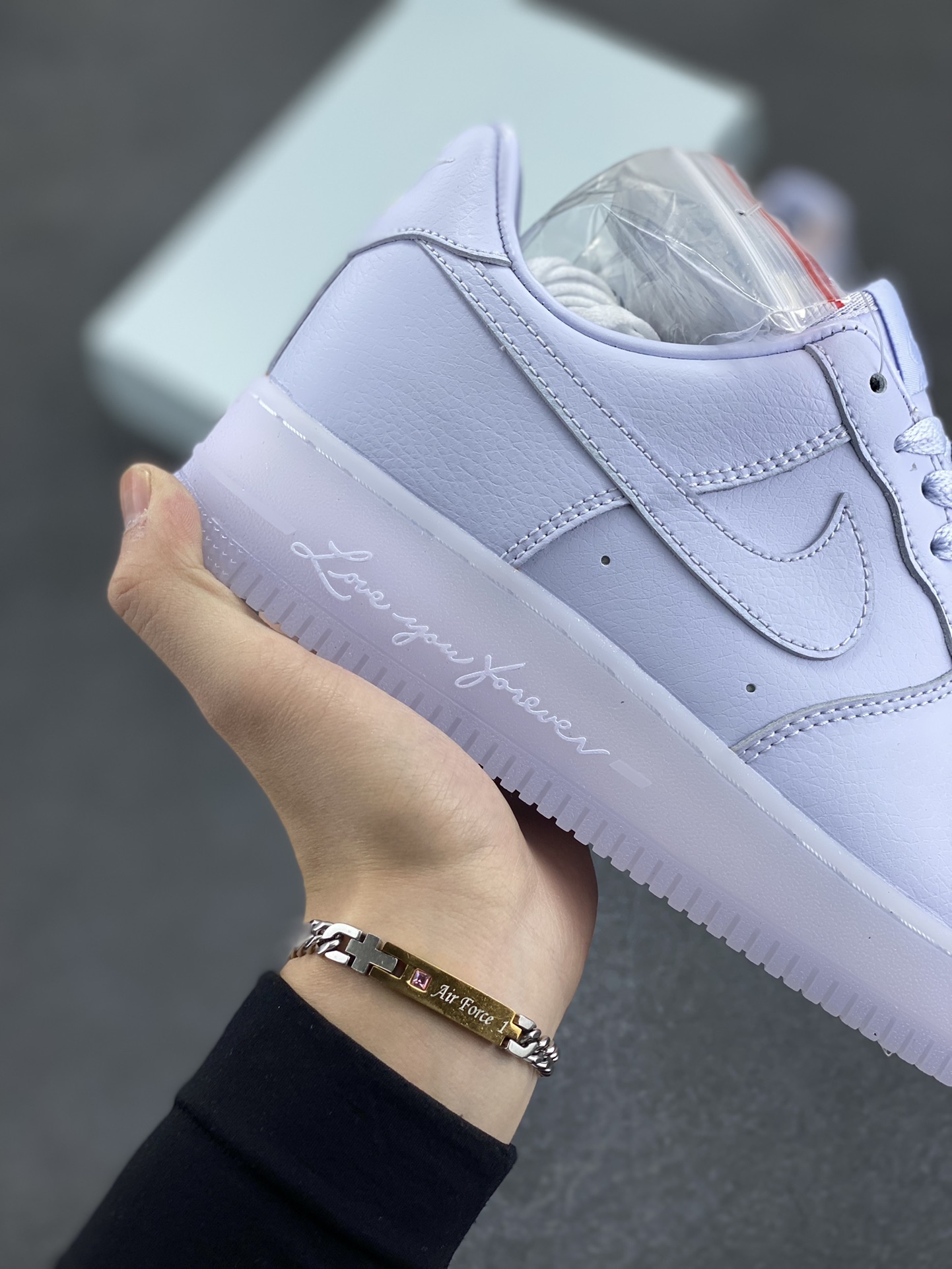 图片[6]-Nike Air Force 1 07 low空军一号 蓝荔枝纹水晶 板鞋 原楦头原纸板 打造纯正空军版型#专注外贸渠道 全掌内置蜂窝气垫 #原盒配件 原厂中底钢印、拉帮完美 货号：CZ8065-500 尺码：36 36.5 37.5 38 38.5 39 40 40.5 41 42 42.5 43 44 44.5 45-选品中心