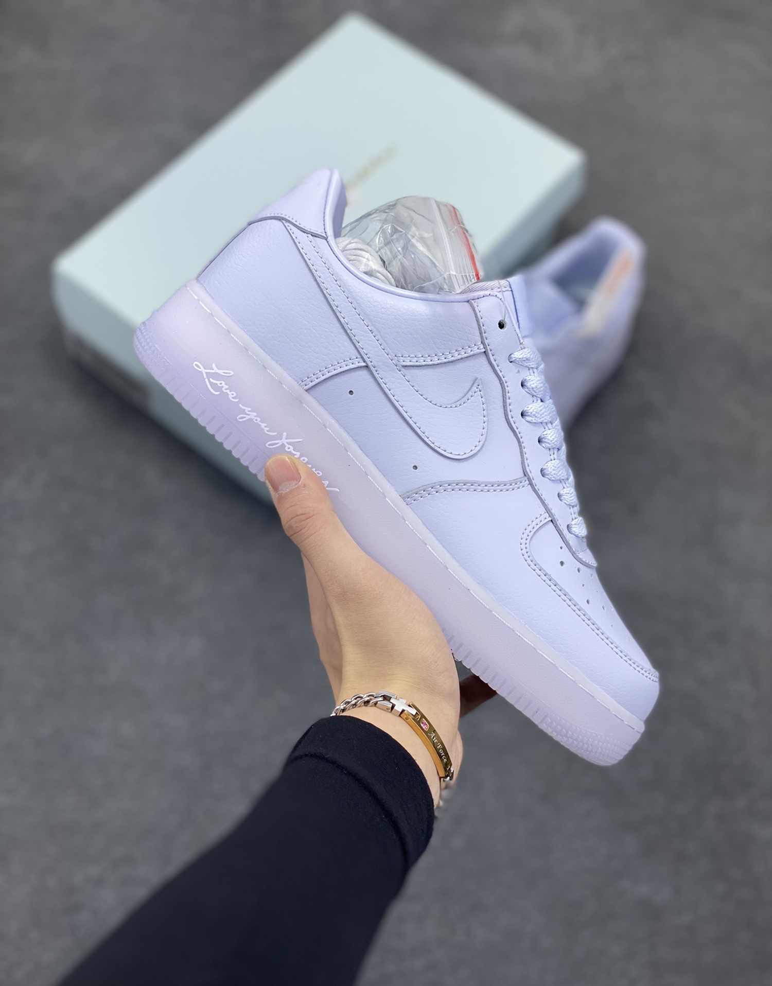 Nike Air Force 1 07 low空军一号 蓝荔枝纹水晶 板鞋 原楦头原纸板 打造纯正空军版型#专注外贸渠道 全掌内置蜂窝气垫 #原盒配件 原厂中底钢印、拉帮完美 货号:CZ8065-500 尺码:36 36.5 37.5 38 38.5 39 40 40.5 41 42 42.5 43 44 44.5 45-选品中心