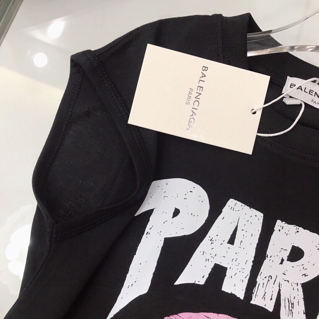 “Shoulderless Vest: Unique Logo Print, Heavy Cotton, High-Fashion Design” - 图片 6