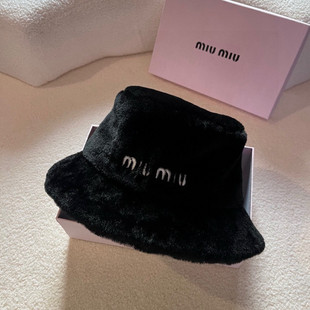 the hat, the scarf. miumiu, the lamb scarf hat - 图片 3