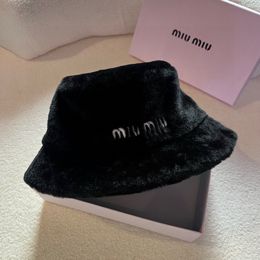 the hat, the scarf. miumiu, the lamb scarf hat - 图片 6
