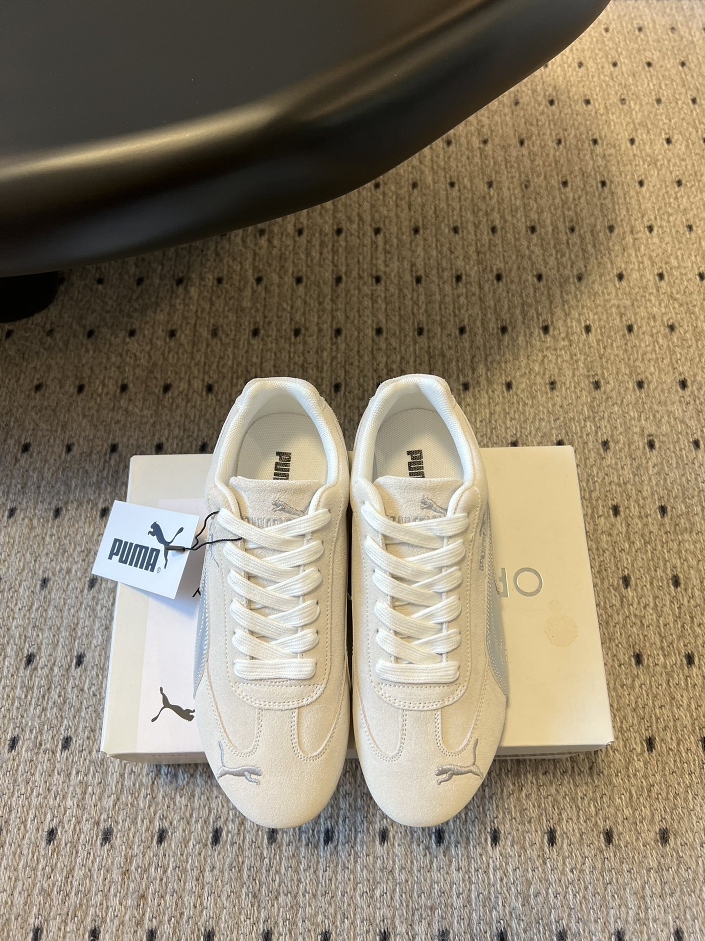 
新色来袭 puma X openyy 联名运动鞋 

白色 复古米色 樱花粉色 我真的好推荐啊！！姐妹