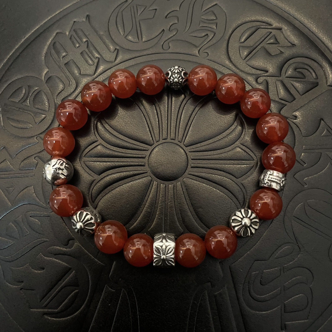 NO:110379,Batch New Model [Counter Quality] Chrome Hearts Croxin Classic Retro Multi-Element Bracelet Bracelet, Kuaishou/ins/Little Red Book Popular, Different Concave and Convex Scout Flowers present unique styles. Cross Scout Flowers are Croxin's logo, so they last longer. Genuine version Chrome Hearts Croxin Difference to the market ordinary light version, match the quality of the version, look at the details of the letter printing, retro and old gray oxygen level. Seiko version!  , jewelry boutique, chrome hearts, chrome hearts, bracelet19860909批 新款【专柜品质】Chrome Hearts克罗心 经典复古多元素手串手链 ,快手/ins/小红书热门,凹凸造型不同的花纹设计风格呈现出与众不同 十字架童军花是克罗心的标志 所以更经久不衰 正品打版Chrome Hearts克罗心 区别市场普通轻版 对版对标品质 看字印细节 复古做旧灰氧程度.精工版本！,饰品精品,chrome hearts,chrome hearts,bracelet,Jewelry