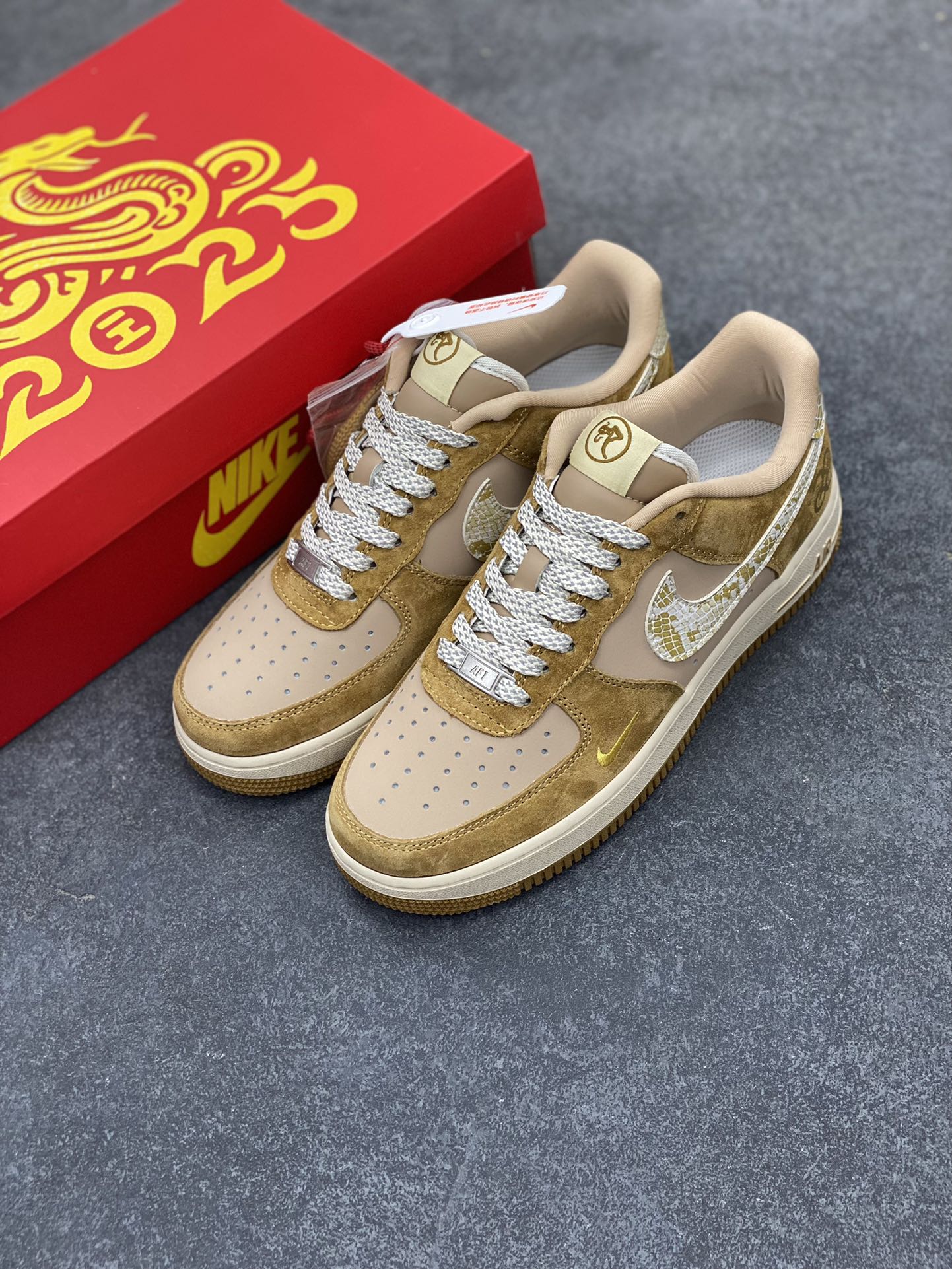图片[8]-Nk Air Force 1‘07 Low 蛇年限定 空军一号低帮休闲板鞋  #原楦头原纸板 原装鞋盒 定制五金配件 内置全掌气垫 原厂鞋底 货号：CH6336-523  尺码：36 36.5 37.5 38 38.5 39 40 40.5 41 42 42.5 43 44 44.5 45-选品中心