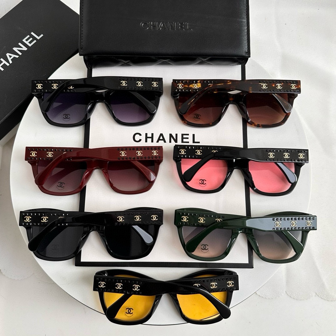 ‼️ 细节图 正品 渠道货 秋冬新款 CHANE 香奈儿 9162B 
时尚 个性 百搭 太阳镜
佩戴舒