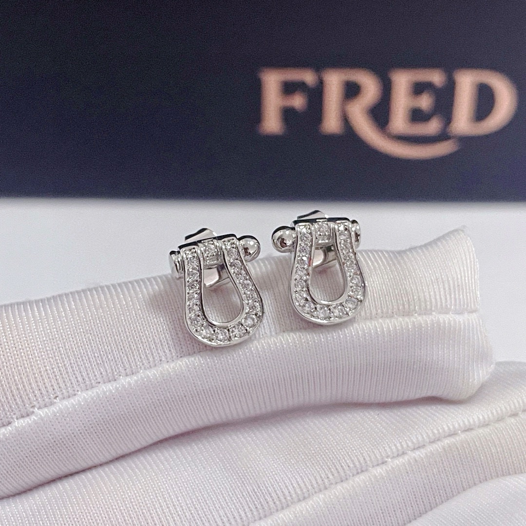 NO:110265,Popular Fered earrings, full-diamond horseshoe buckle, classic and versatile, internet celebrity expert, fashion family must-have items, 11 pairs of customization, thickened electroplating 18k craftsmanship. Rose gold/gold/silver, jewelry boutique, earrings19860909批火爆 费雷德耳环,满钻马蹄扣,经典百搭,网红达人 时尚一族备必单品时尚精致,11对版定制,加厚电镀18k工艺.玫瑰金/金色/银色,饰品精品,earrings,Jewelry