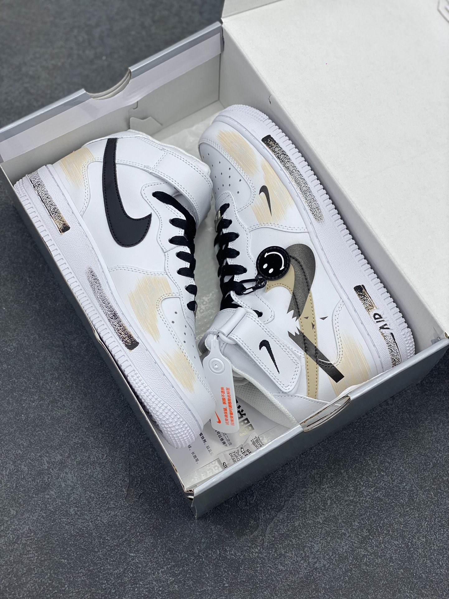 图片[9]-Nike Air Force 1 Low’07 断勾 喷绘 空军一号中帮休闲板鞋 定制皮料 原厂3D打印 定制鞋盒 原楦原纸板 纯正空军版型 内置全掌气垫 货号：ZH0316-058 尺码：36 36.5 37.5 38 38.5 39 40 40.5 41 42 42.5 43 44 44.5 45-选品中心