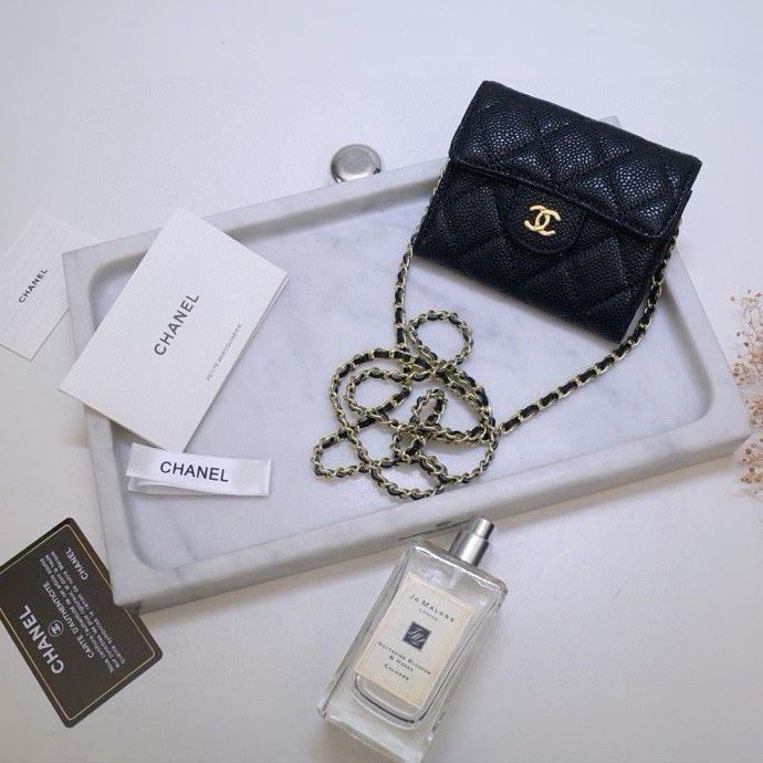 Elegante Bolso de Noche con Cadena Chanel - Mini y Chic