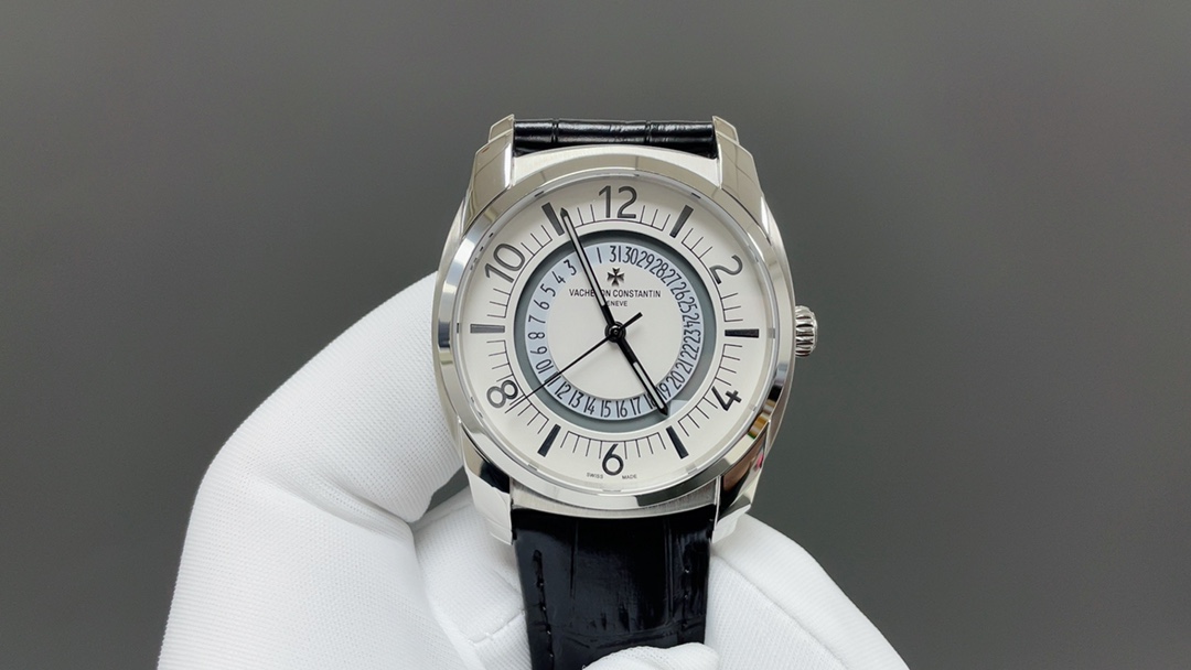 NO:392615,[GR Factory] The highest version of the market is the classic replica version of Janice Danton Quaidley 4500S/000A-B364 series!  1 Function date display (for the middle of the dial (triangle indicator display) and the official website is consistent. The movement is equipped with a modification/1 to make the watch look thinner, the frequency is 28 times per hour! 2 Improve the four angle curves of the case, the dial color curve is more in line with the 12 scales, and the overall closer to the counter! 3 Paired with original Italian cowhide buckle, the watch diameter is 41mm, making the wrist more comfortable! The GR factory produced the Denton Quailey series combines the most unique DNA of the Denton. Denton is a symbol of Vacheron Constantin's ultimate elegance, fully reflecting the purest tradition of the high-end watchmaking industry! Suitable for all kinds of business occasions, simple, refined and elegant! GR fine reproduction, please enjoy it! Welcome to reprint! You deserve it, vacheron, cowhide19860909【GR Factory】市场最高版本 江诗.丹顿奎德利4500S/000A-B364系列经典复刻版！ 1功能日期显示(为表盘中间(三角指示标显示)而官网一致,机芯搭载改/1让表更显纤薄,频率为每小时振动28,次数！ 2对表壳的四个角弧度进行改善,表盘颜色弧度更契合,12个刻度打磨更细腻,整体更贴近专柜！ 3搭配意大利牛皮原装扣,表径41mm.让手腕更贴合舒适！GR工厂出品的江诗.丹顿奎德利系列融汇了江诗.丹顿最独特的DNA,是江诗丹顿极致优雅的象征,充分体现了高级制表业最纯粹的传统！适合各种商务场合,简敛精致不失优雅！GR精品复刻,敬请品鉴！欢迎转载！你值得拥有,,vacheron,cowhide,Watch