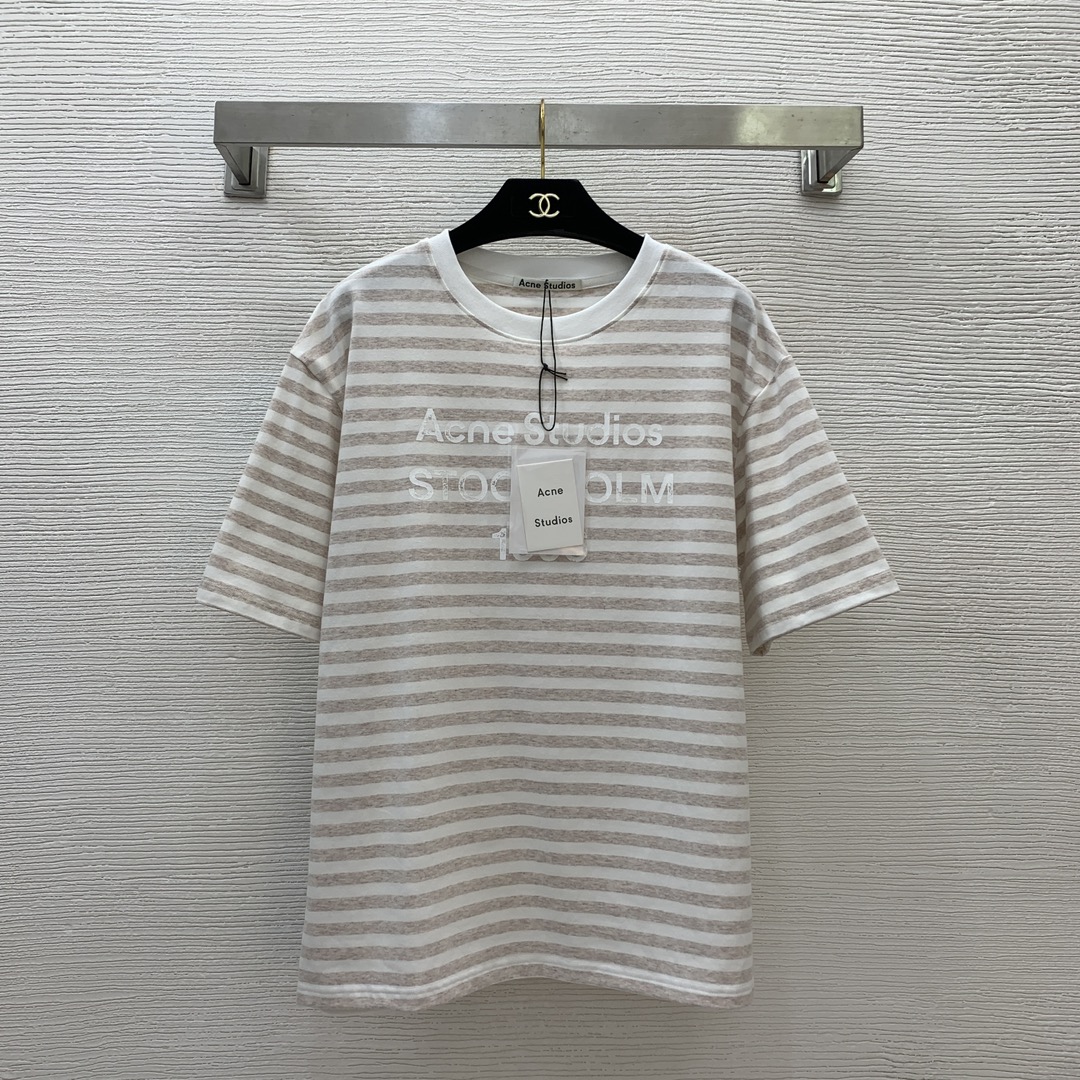 NO:314280,Model number D25011484 AcneStud* Early Spring New Style, Alphabet Printing Logo Contrast Color Stripe Loose Fashion Short-Sleeved T-Shirt Top!  Gray, khaki, (S-size bust 104, sleeve length 22, clothing length 68), acne studios, T-shirt,tees, t-shirt,alexander wang19860909款号D25011484 AcneStud*早春新款 胸前字母印花logo撞色条纹宽松时尚短袖t恤上衣！灰色、卡其色、（S码胸围104,袖长22,衣长68）,,acne studios,T-shirt,tees，t-shirt,alexander wang,Women's clothing