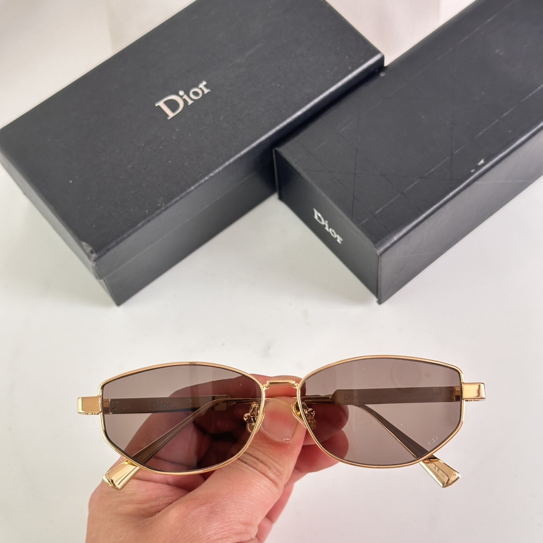 ‼️DIOR
MODEL：DiorCannage B1U 
SIZE：57口14-140