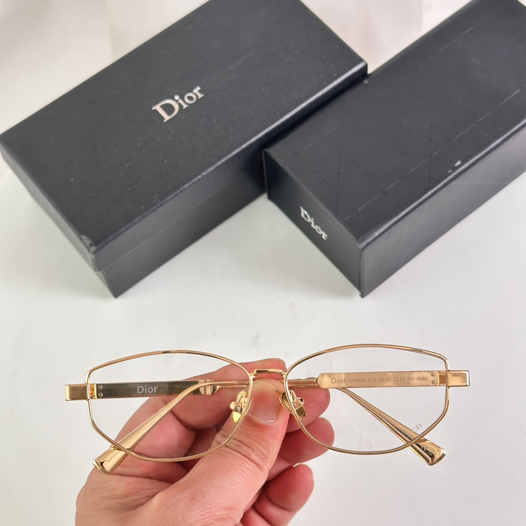 ‼️DIOR
MODEL：DiorCannage B1U 
SIZE：57口14-140