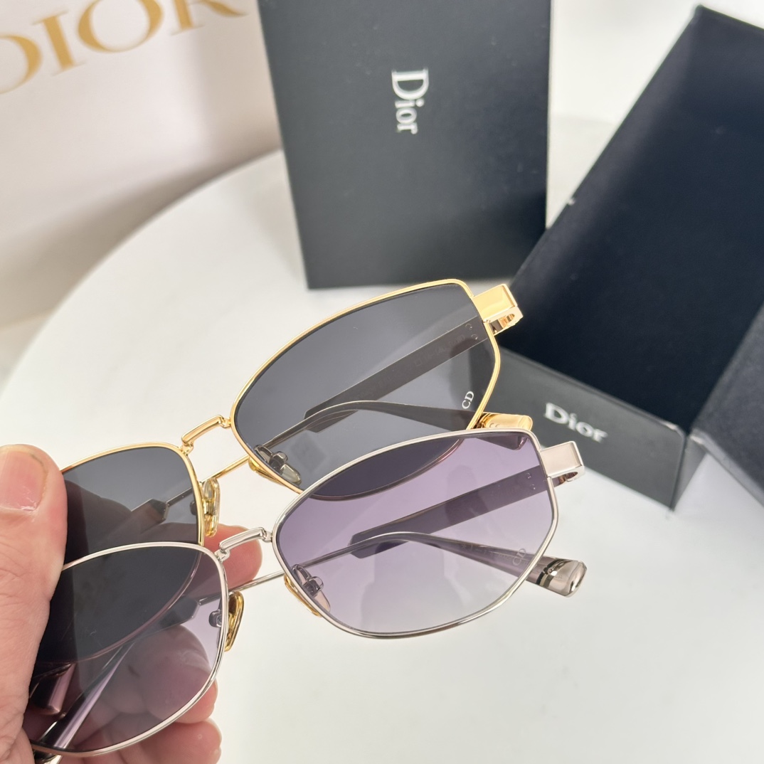 ‼️ 细节图 DIOR
MODEL：DiorCannage B1U 
SIZE：57口14-140