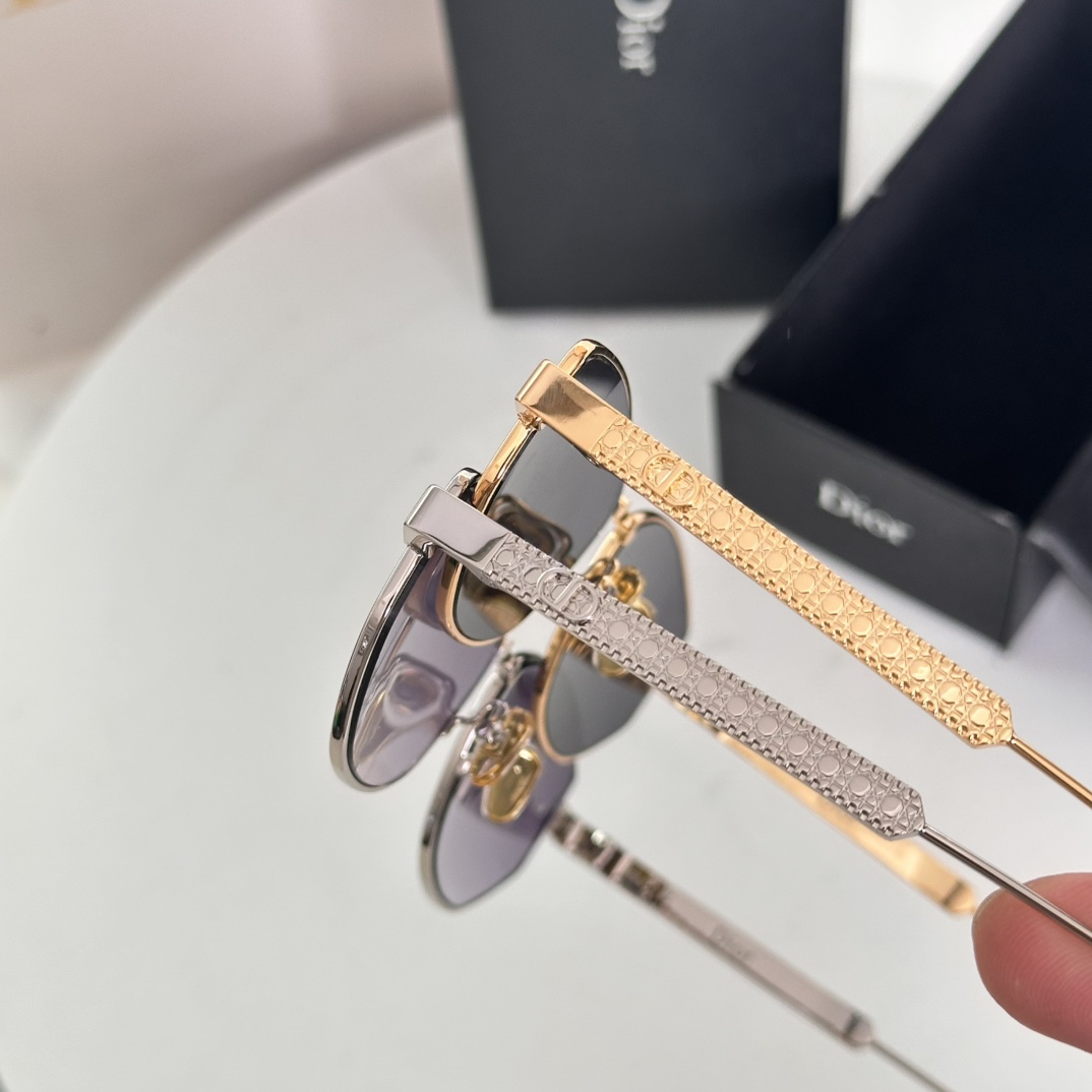 ‼️ 细节图 DIOR
MODEL：DiorCannage B1U 
SIZE：57口14-140