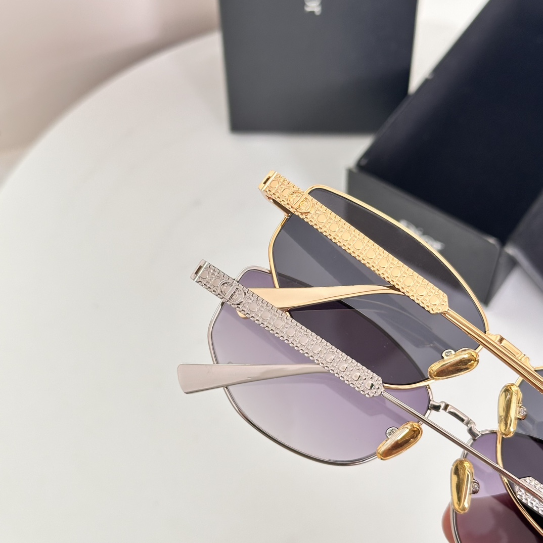 ‼️ 细节图 DIOR
MODEL：DiorCannage B1U 
SIZE：57口14-140