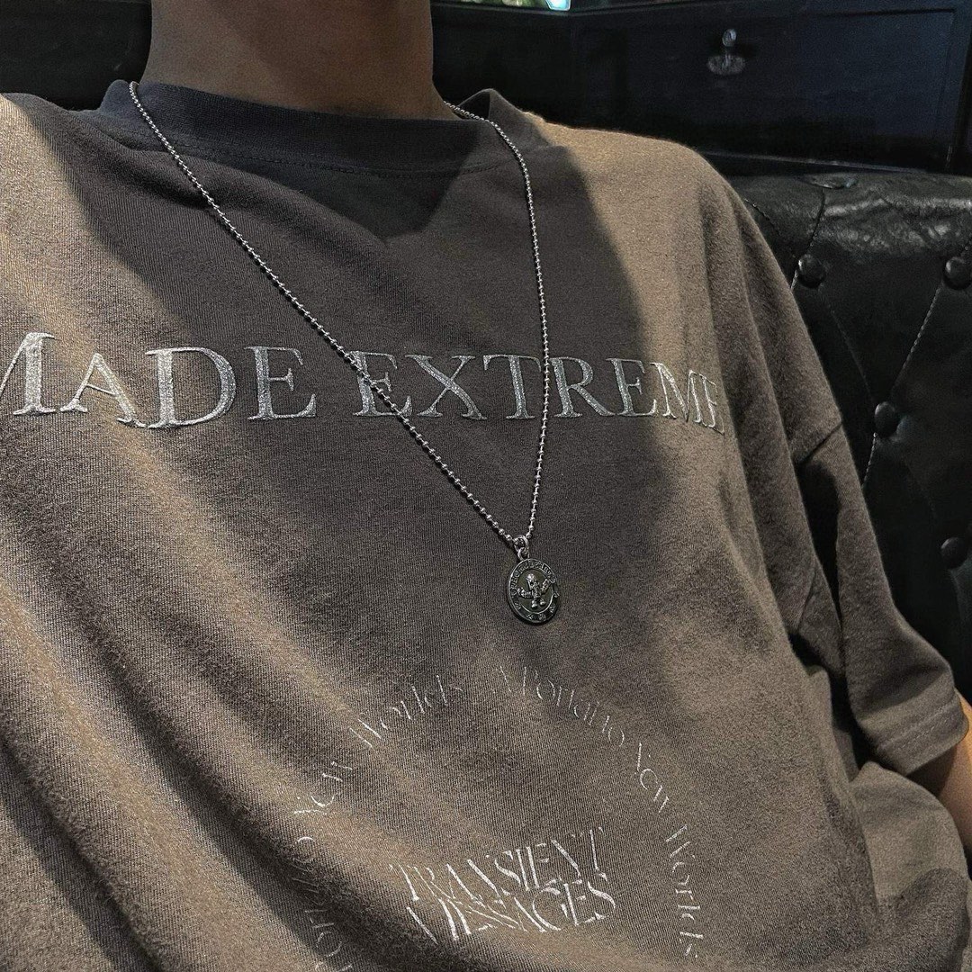 NO:106182,[New product is on the shelves] Croxin Foti round brand necklace is a very easy to match. Consistent zp sterling silver 925 material, the material supports the identification of any authoritative organization. The same style as men and women. The size and shape of the coin, the texture is also very unique. The uniform necklace buckle, the jewelry is boutique, chrome hearts, necklace, pure silver19860909【新品上架】 克罗心Foti圆牌项链 非常好搭配的一款 一致zp纯银925材质,材质支持任何权威机构鉴定 男女同款 硬币大小形状,质感做旧也很独特 对版的一致项链扣,饰品精品,chrome hearts,necklace,pure silver,Jewelry