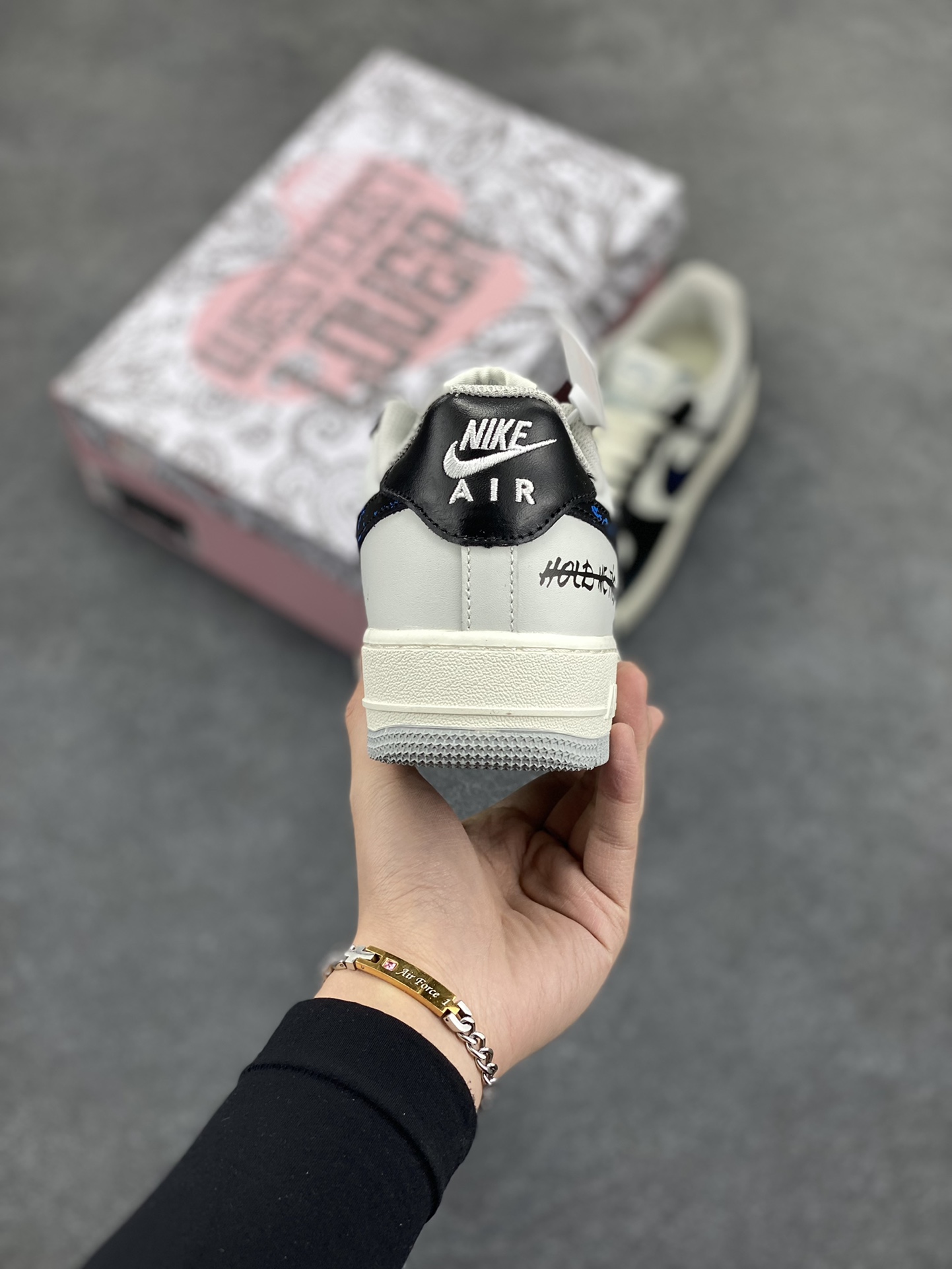 图片[4]-Nike Air Force 1 Low’07 西海岸配色 空军一号低帮休闲板鞋 定制皮料 原厂3D打印 定制鞋盒 原楦原纸板 纯正空军版型 内置全掌气垫 货号：LT5986-920 尺码：36 36.5 37.5 38 38.5 39 40 40.5 41 42 42.5 43 44 44.5 45-选品中心