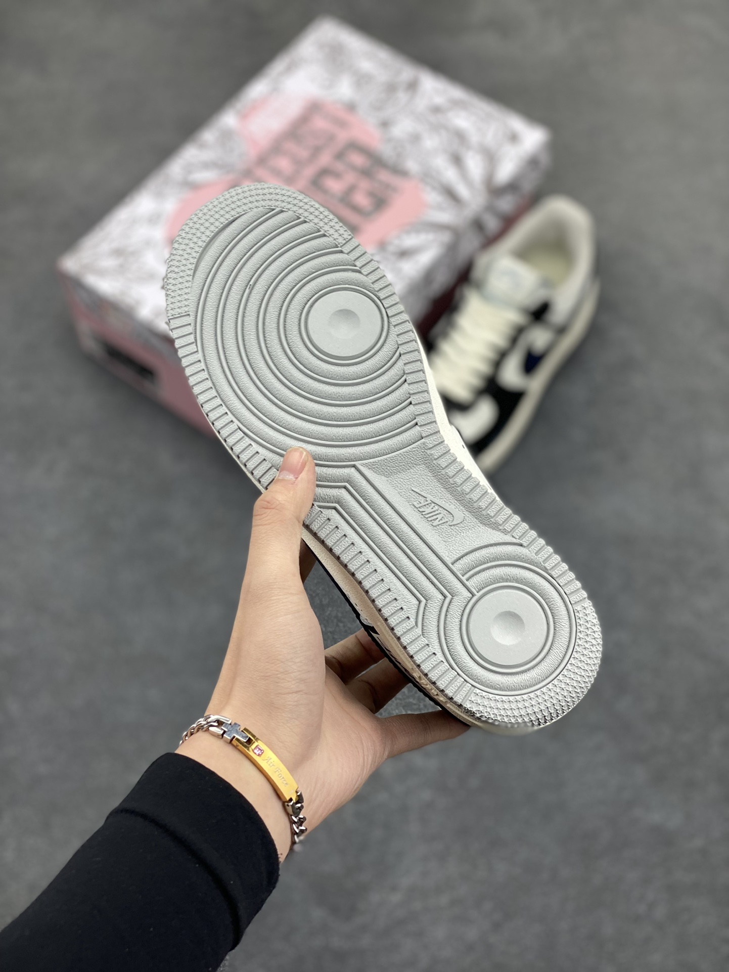 图片[5]-Nike Air Force 1 Low’07 西海岸配色 空军一号低帮休闲板鞋 定制皮料 原厂3D打印 定制鞋盒 原楦原纸板 纯正空军版型 内置全掌气垫 货号：LT5986-920 尺码：36 36.5 37.5 38 38.5 39 40 40.5 41 42 42.5 43 44 44.5 45-选品中心