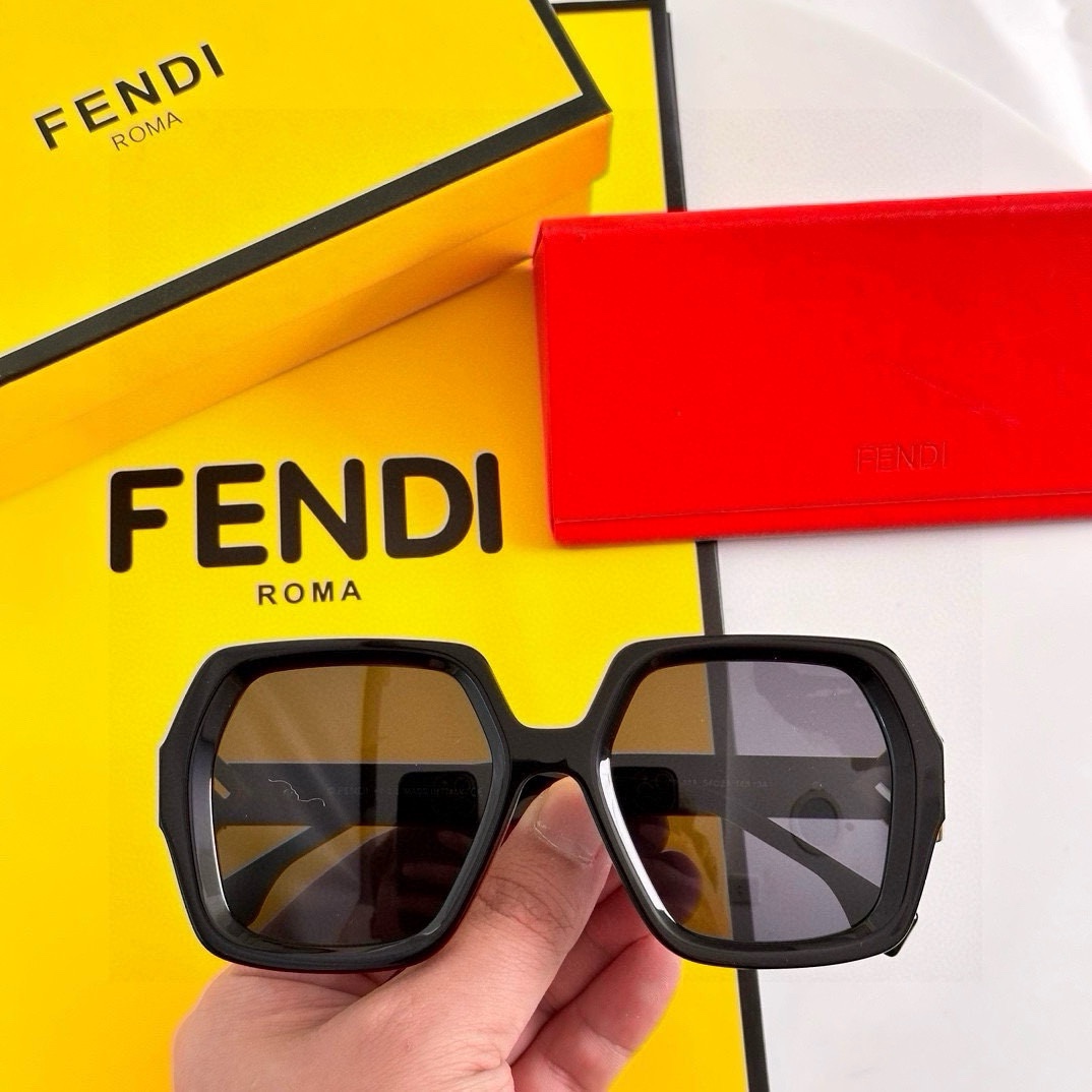 ‼️FENDI
MODEL FE40139I
SIZE53口21-135