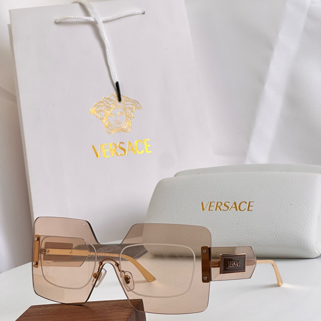 ‼️VERSACE
MODELVE 2277
到货