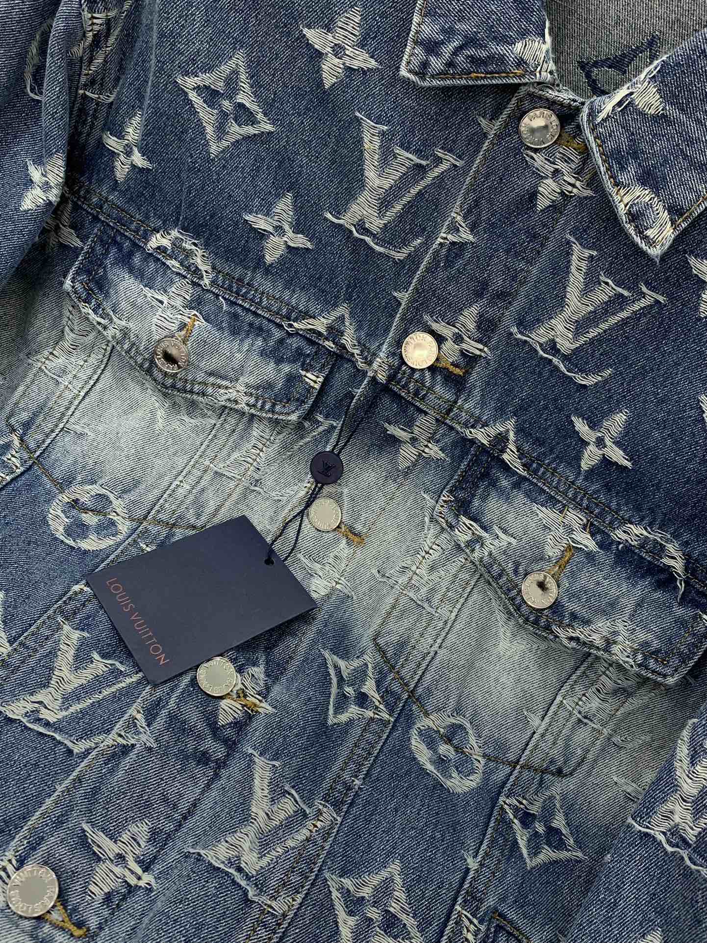 ，LouisVuitton 路易威登，2025春季最新款，专柜同步有售，原单狠货，时尚休闲牛仔外套，上身