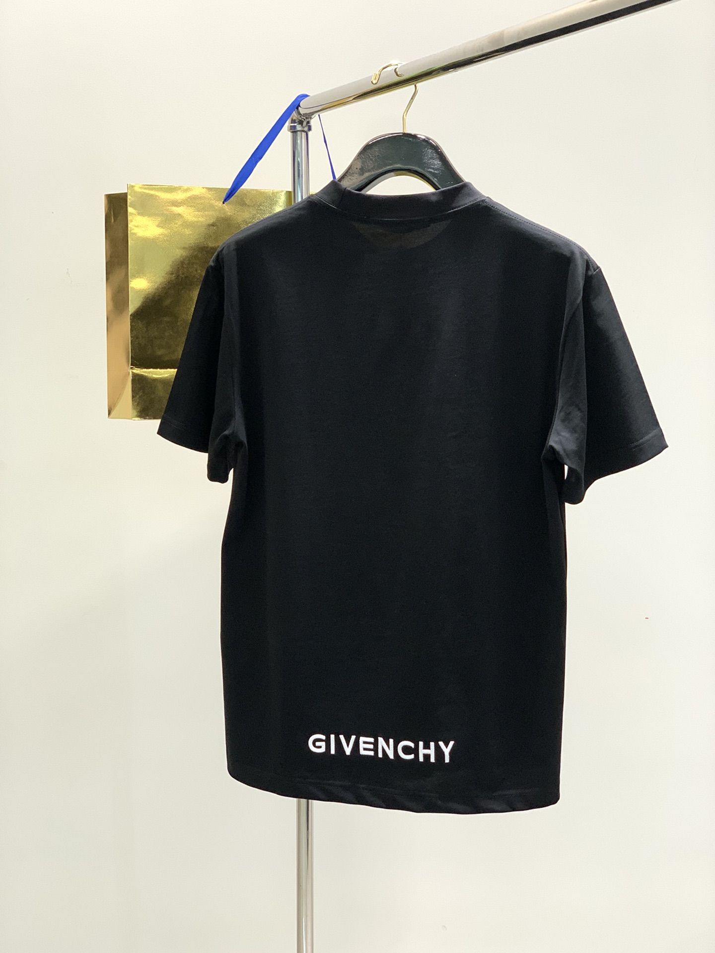 ，Givenchy 纪梵希，2025春夏最新品，专柜同步有售，原单狠货，时尚休闲圆领短袖T恤，进口原版面
