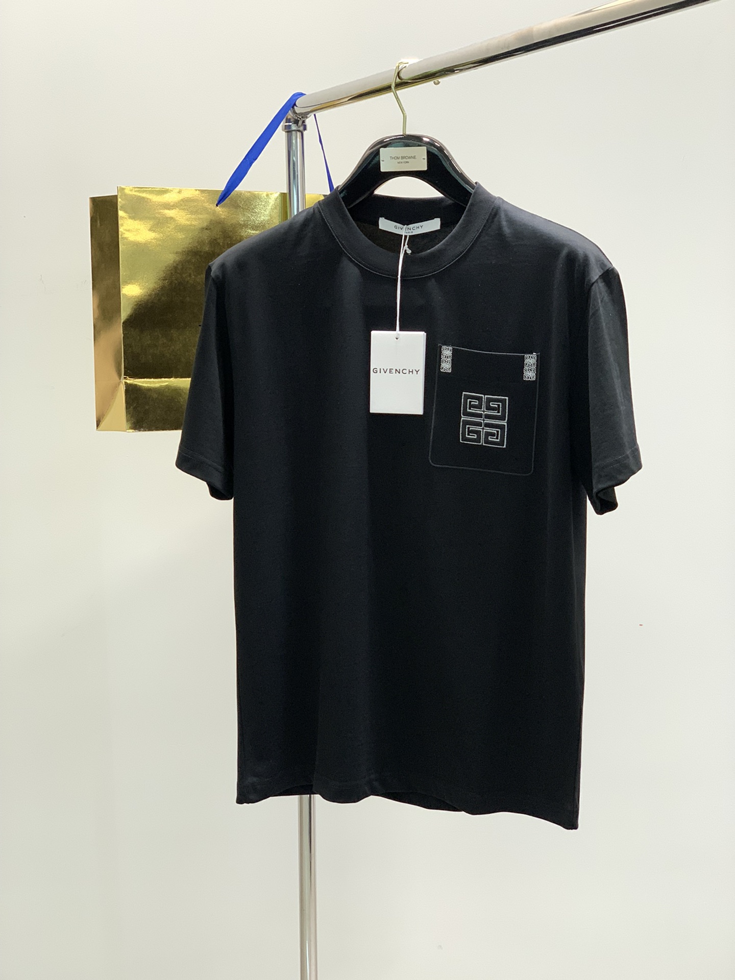 ，Givenchy 纪梵希，2025春夏最新品，专柜同步有售，原单狠货，时尚休闲圆领短袖T恤，进口原版面