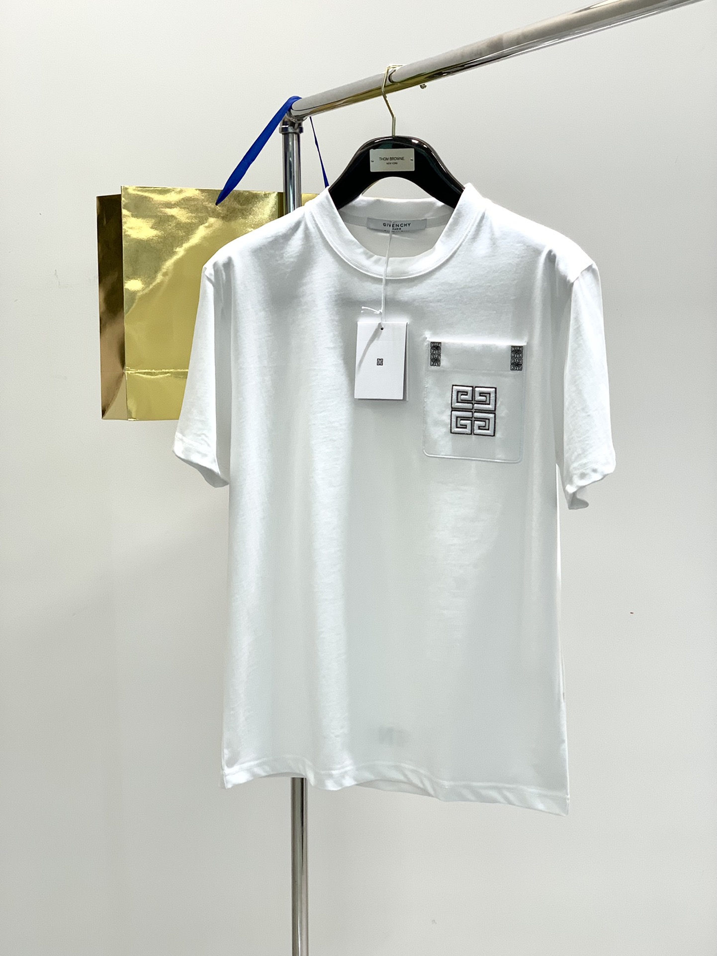 ，Givenchy 纪梵希，2025春夏最新品，专柜同步有售，原单狠货，时尚休闲圆领短袖T恤，进口原版面