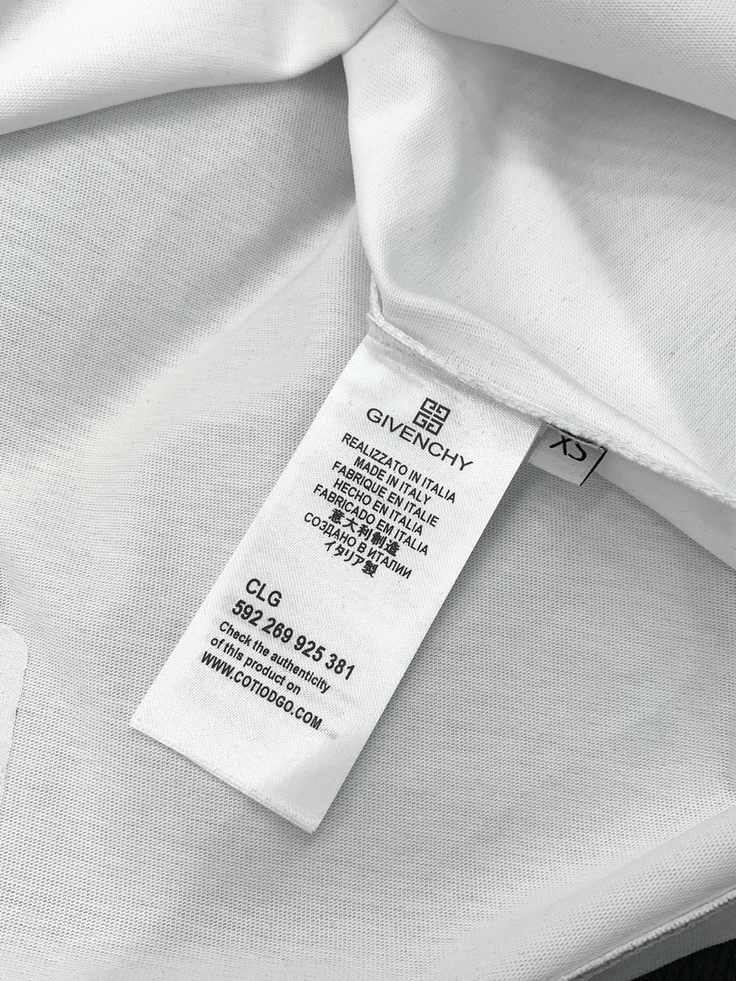 ，Givenchy 纪梵希，2025春夏最新品，专柜同步有售，原单狠货，时尚休闲圆领短袖T恤，进口原版面