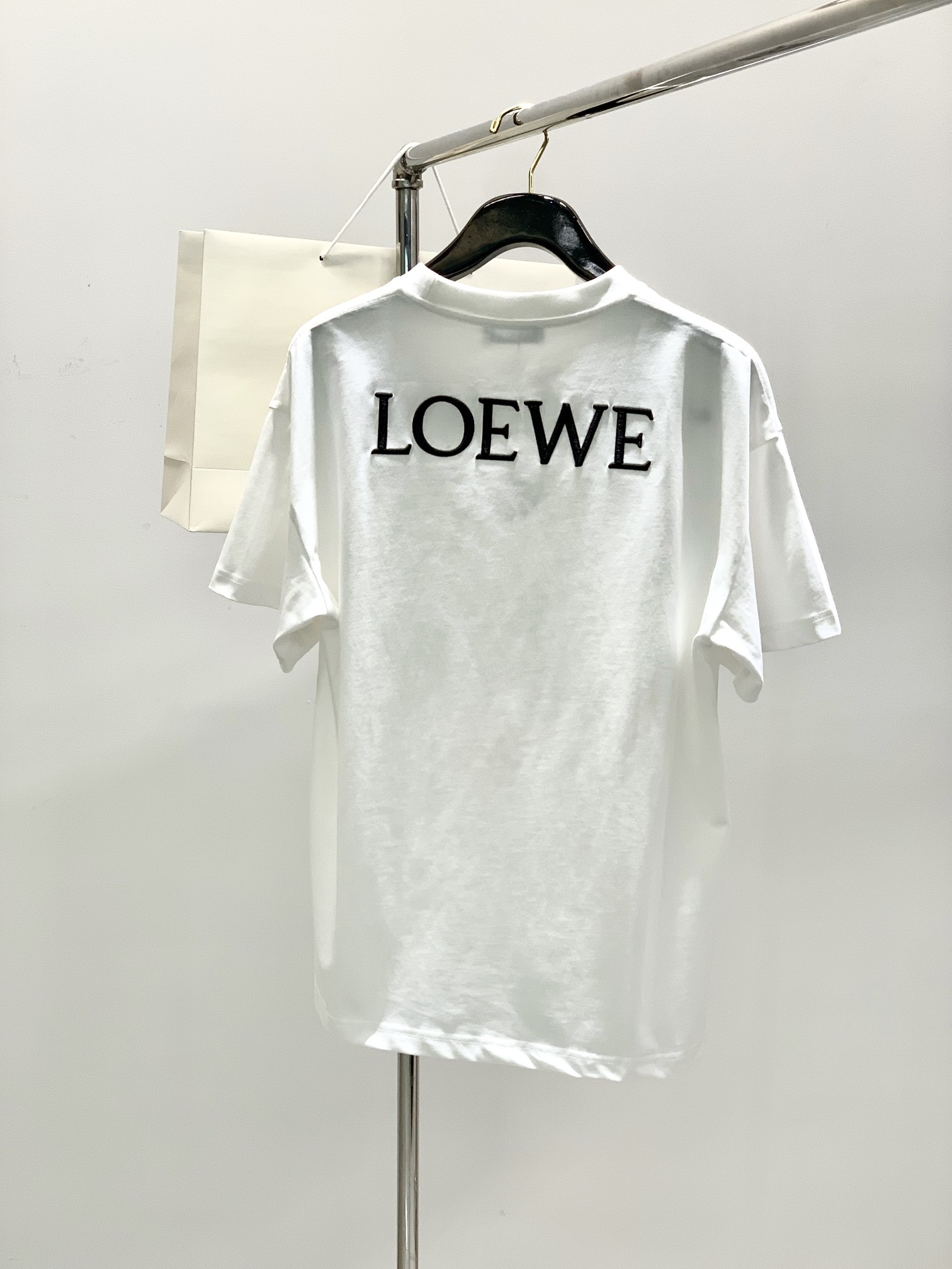 ，Loewe 罗意威，2025春夏最新款，时尚休闲圆领短袖T恤，原单狠货，简约舒适，版型不挑人，采用进口