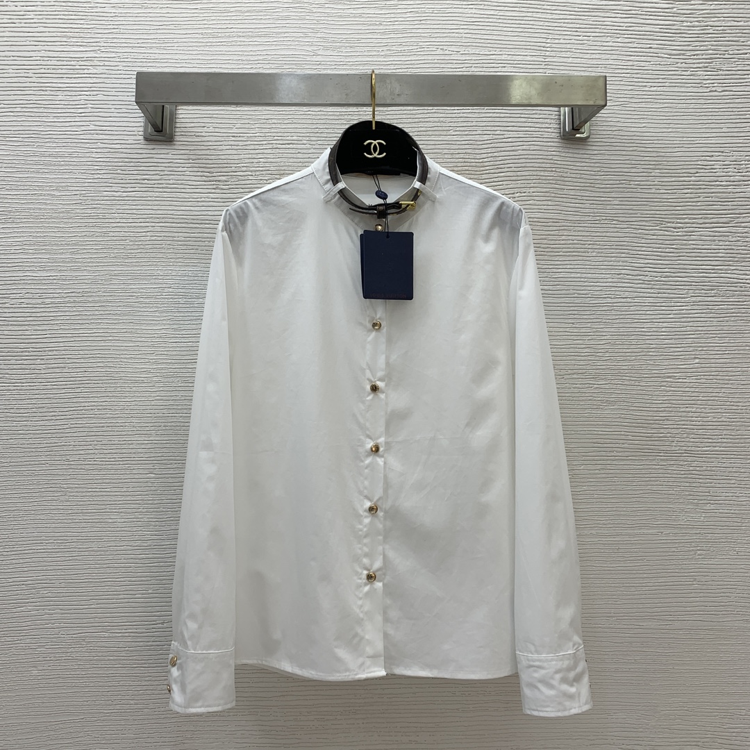 NO:316180,Model number D2502138753 LOUIS*Doujia LV new custom cotton fabric, belt collar, personalized design original letter logo buttons, fashionable versatile lapel long-sleeved shirt!  White, (M size bust 98, sleeve length 59, clothing length 64, louis vuitton, louis vuitton, louis vuitton, louis vuitton, alexander wang19860909款号D2502138753 LOUIS*驴家LV新款定制棉质面料、皮带项圈领子个性设计原版字母logo纽扣时尚百搭翻领长袖衬衣！白色,（M码胸围98,袖长59,衣长64,,louis vuitton,louis vuitton,louis vuitton,louis vuitton,alexander wang,Women's clothing